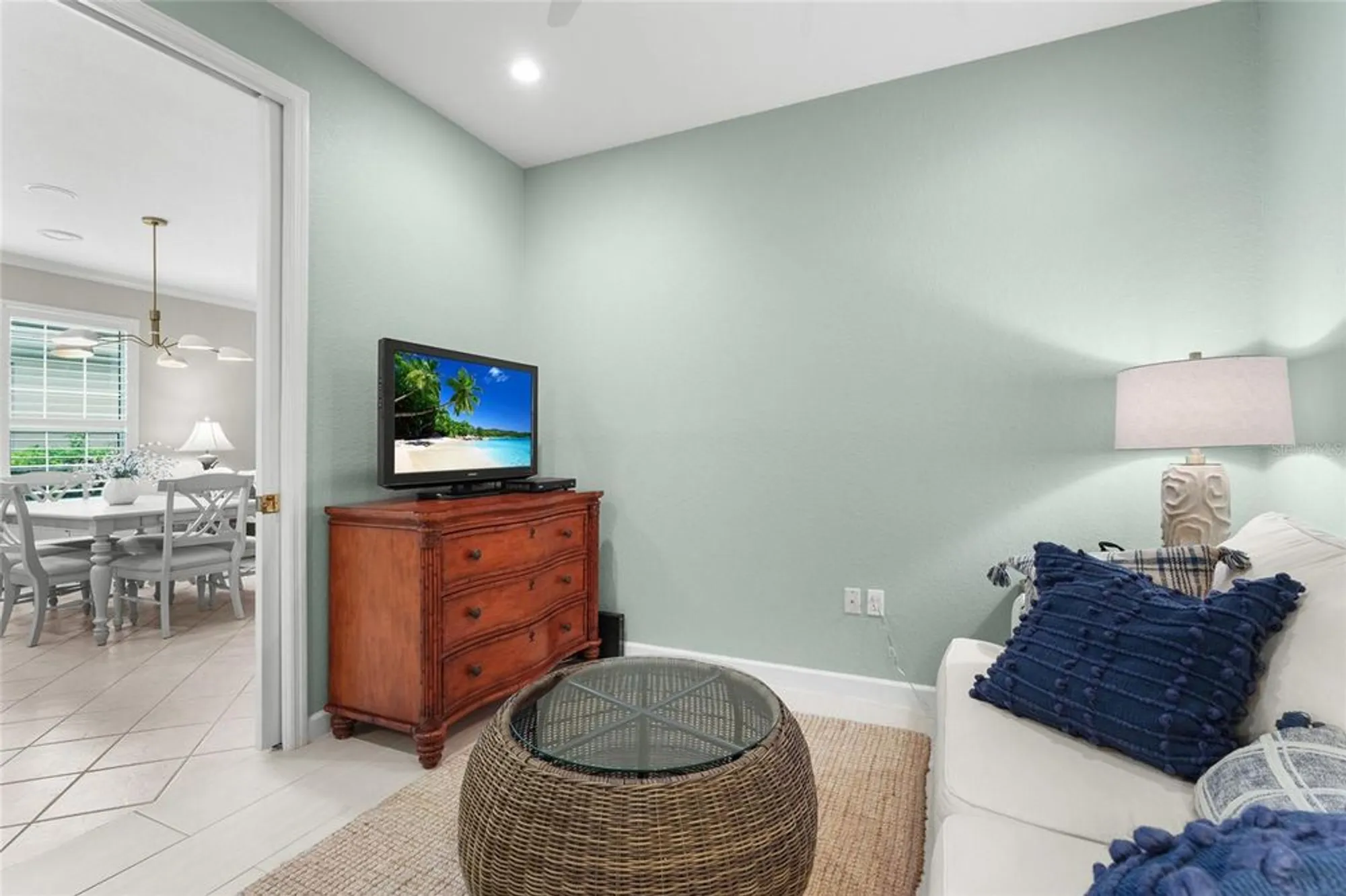 Property Slideshow image 29 of 54 | 4840 lakescene pl, Sarasota, FL, 34243