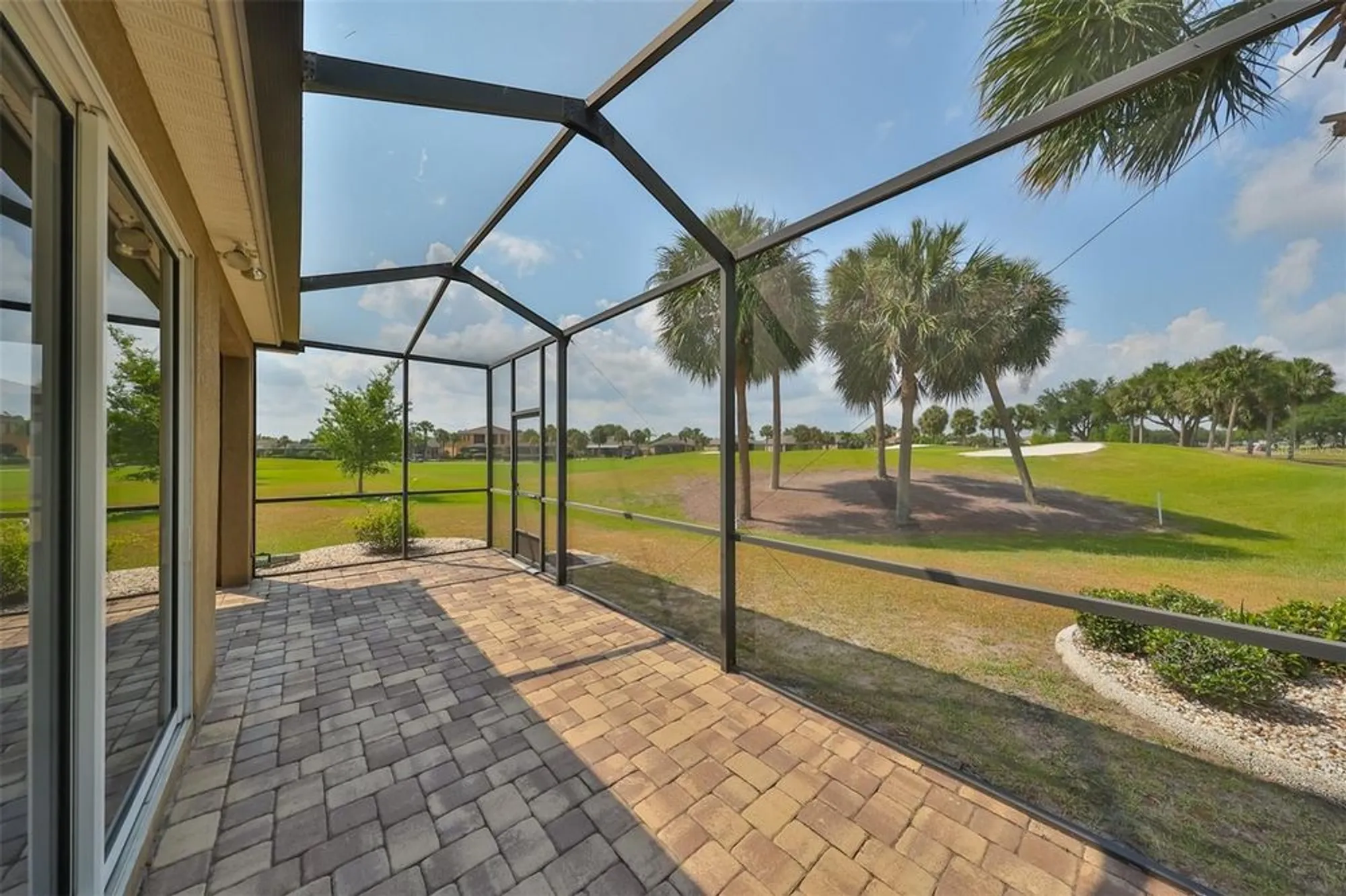 Property Slideshow image 25 of 35 | 404 grand chateaux way, Sun City Center, FL, 33573