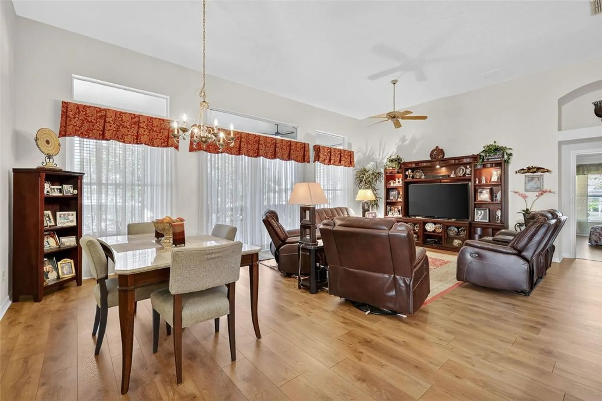 Property Slideshow image 16 of 90 | 24547 bocage way, Leesburg, FL, 34748