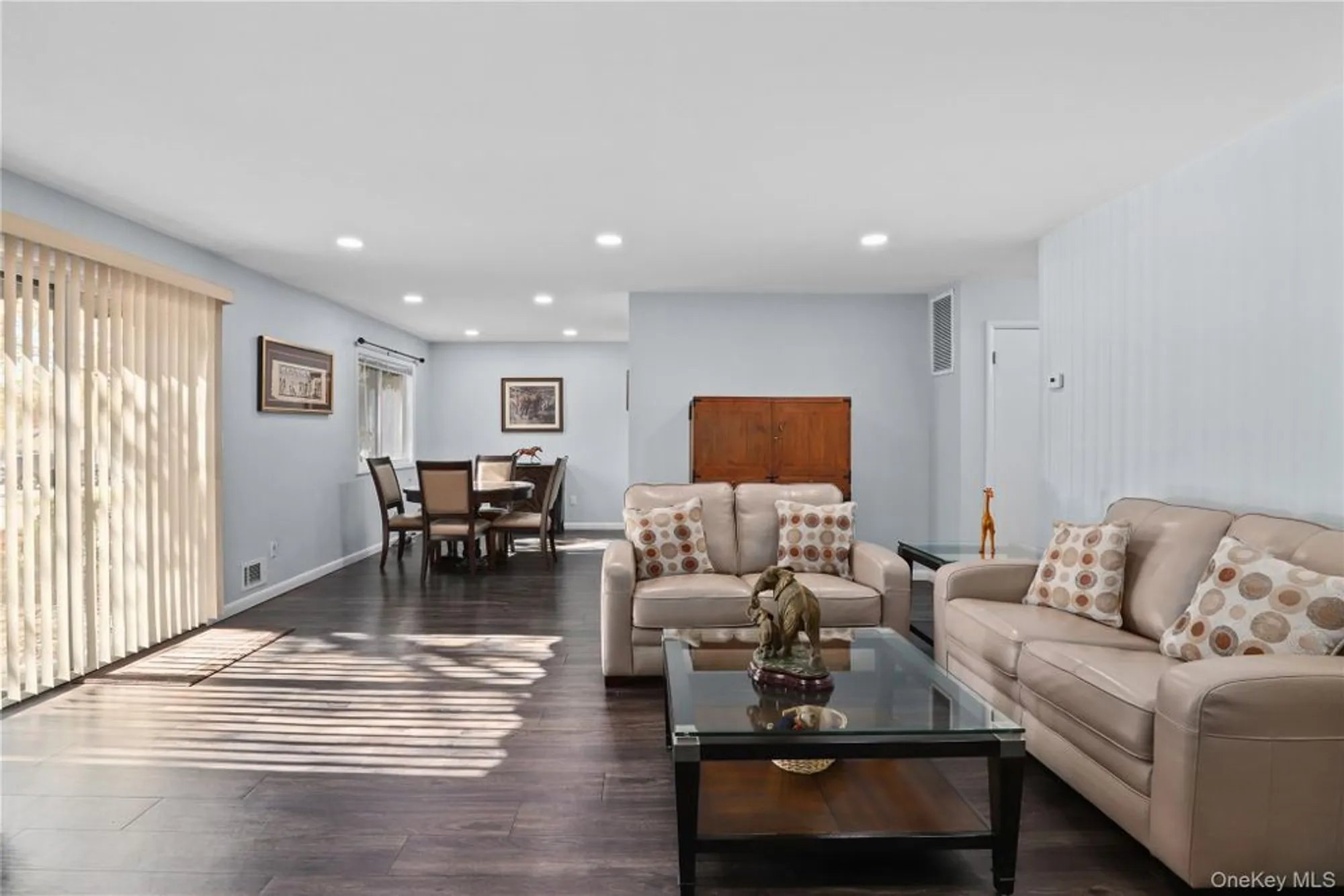 Property Slideshow image 4 of 30 | 98 molly pitcher ln a, Yorktown Heights, NY, 10598