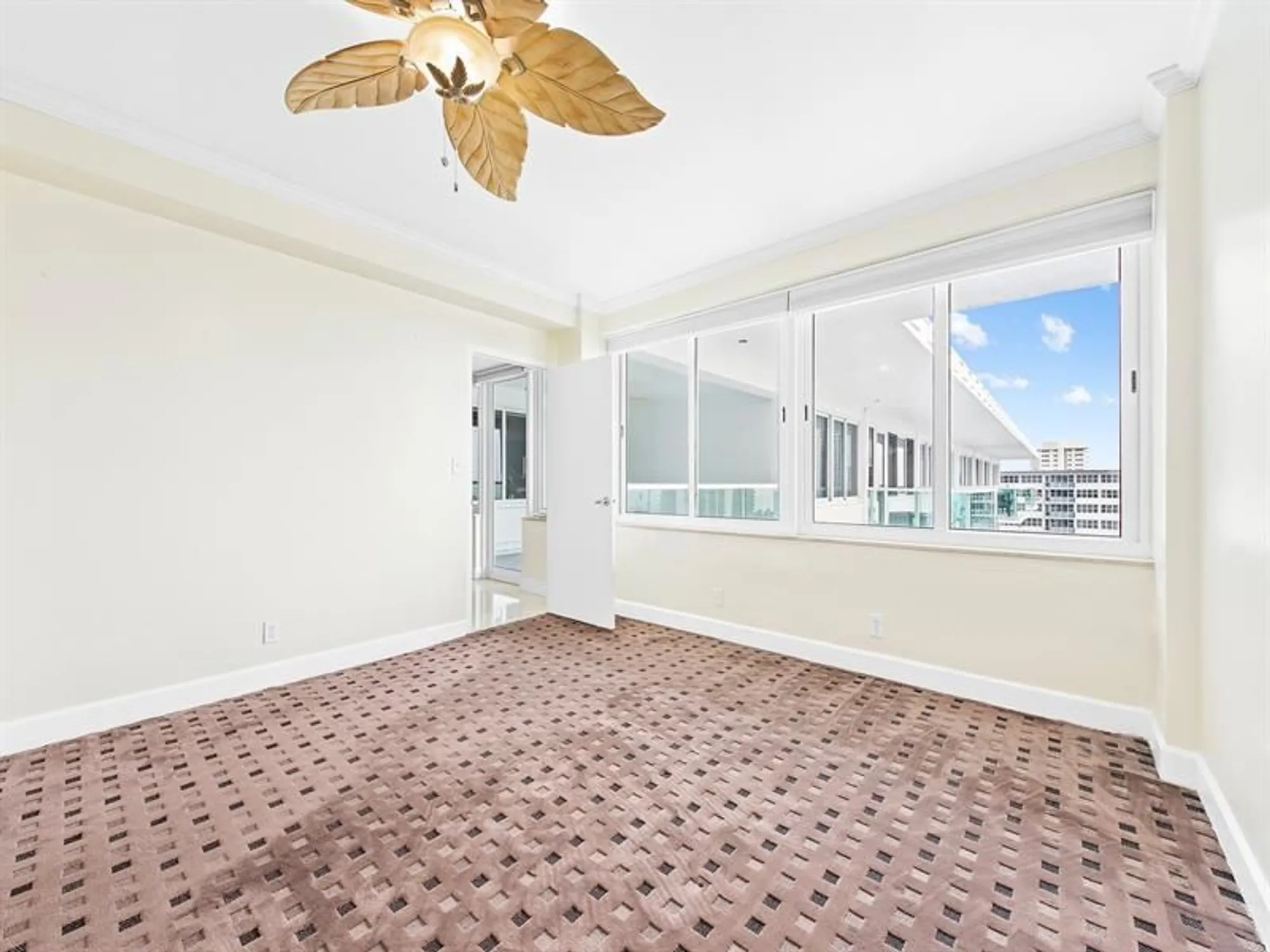 Property Slideshow image 11 of 27 | 3233 ne 34th st 1712, Fort Lauderdale, FL, 33308
