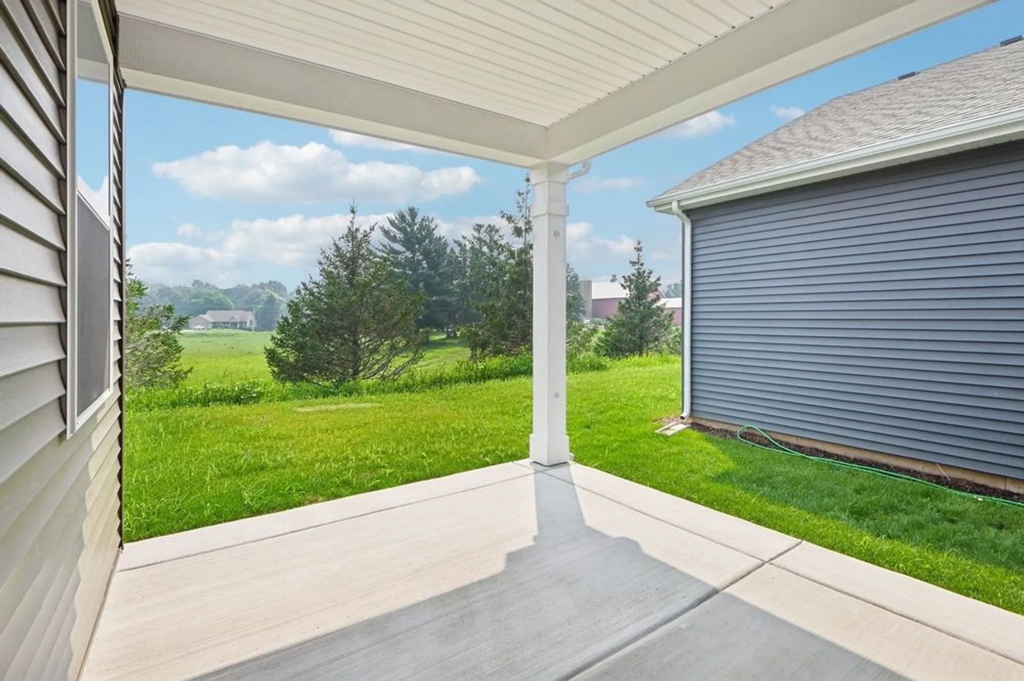 Property Slideshow image 24 of 35 | 2601 harnish dr, Algonquin, IL, 60102