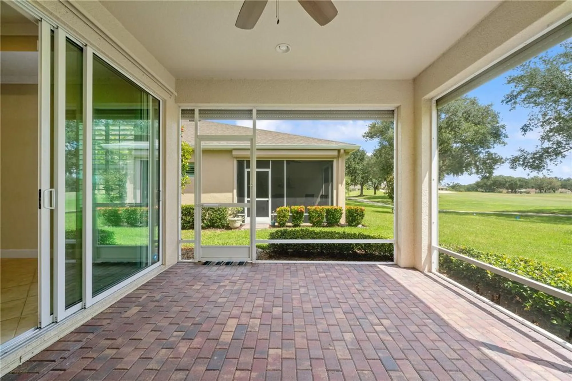 Property Slideshow image 43 of 57 | 802 chipper dr, Sun City Center, FL, 33573
