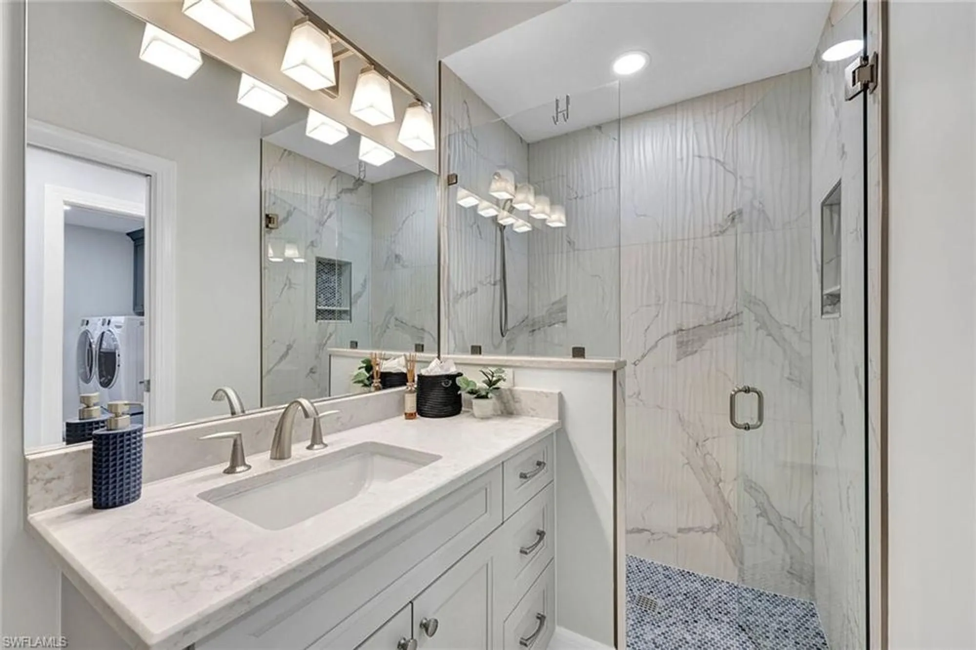 Property Slideshow image 32 of 50 | 25011 goldcrest dr, Bonita Springs, FL, 34134