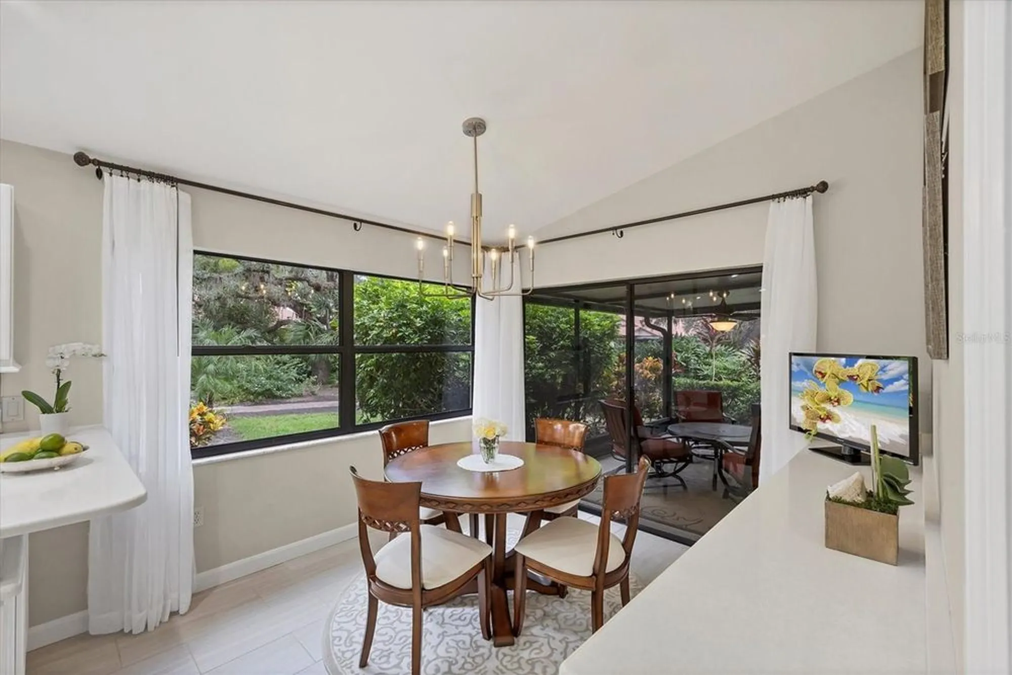 Property Slideshow image 29 of 94 | 7254 oak moss dr 72, Sarasota, FL, 34241