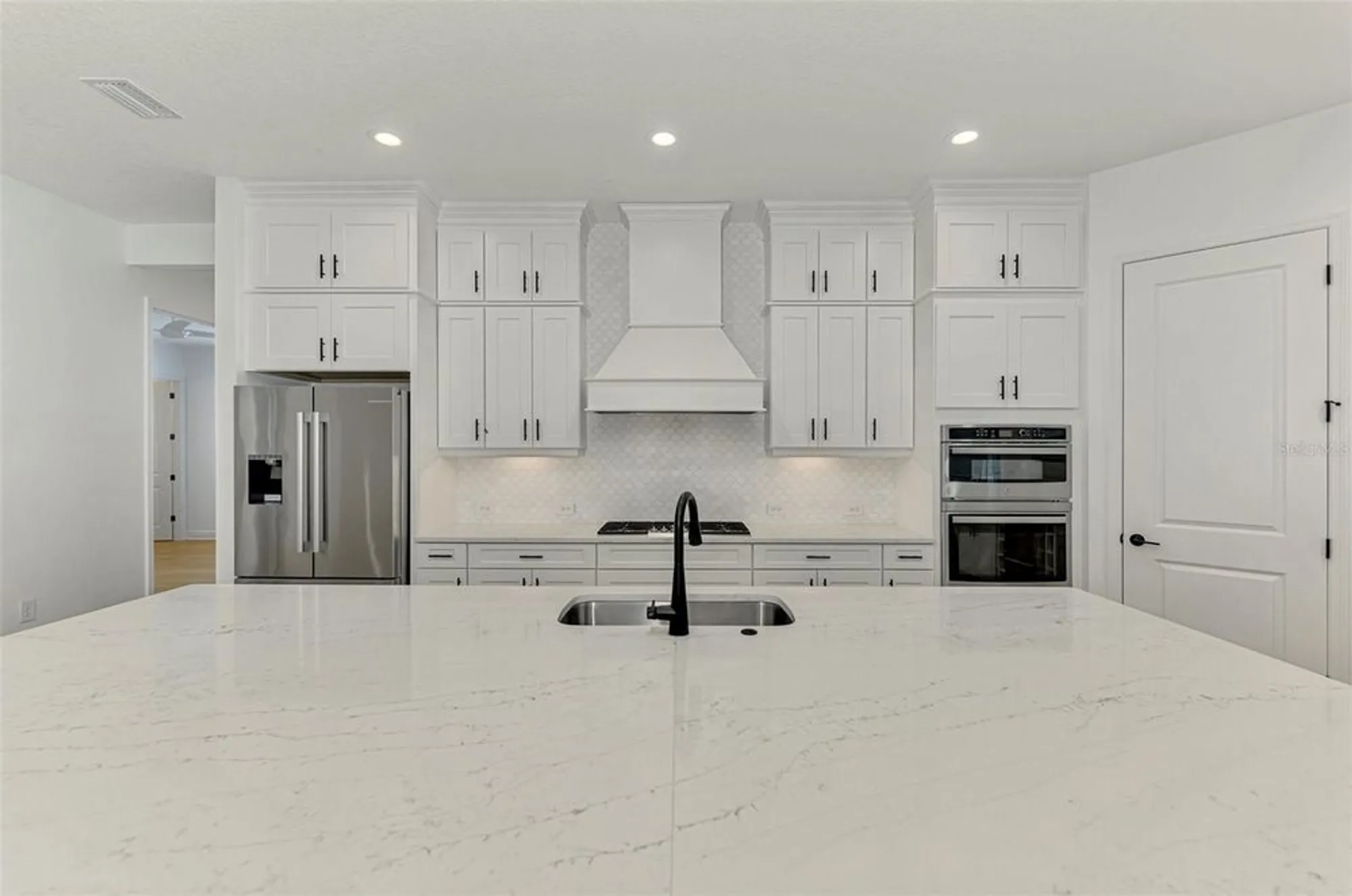 Property Slideshow image 21 of 92 | 21353 holmes cir, Venice, FL, 34293