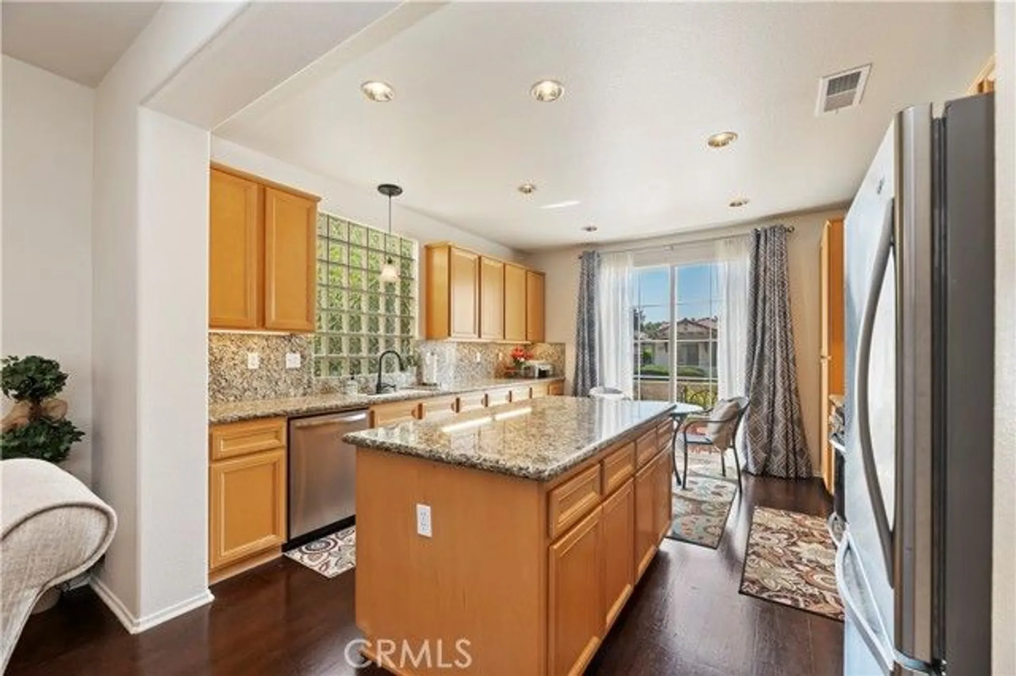 Property Slideshow image 12 of 49 | 117 paint crk, Beaumont, CA, 92223