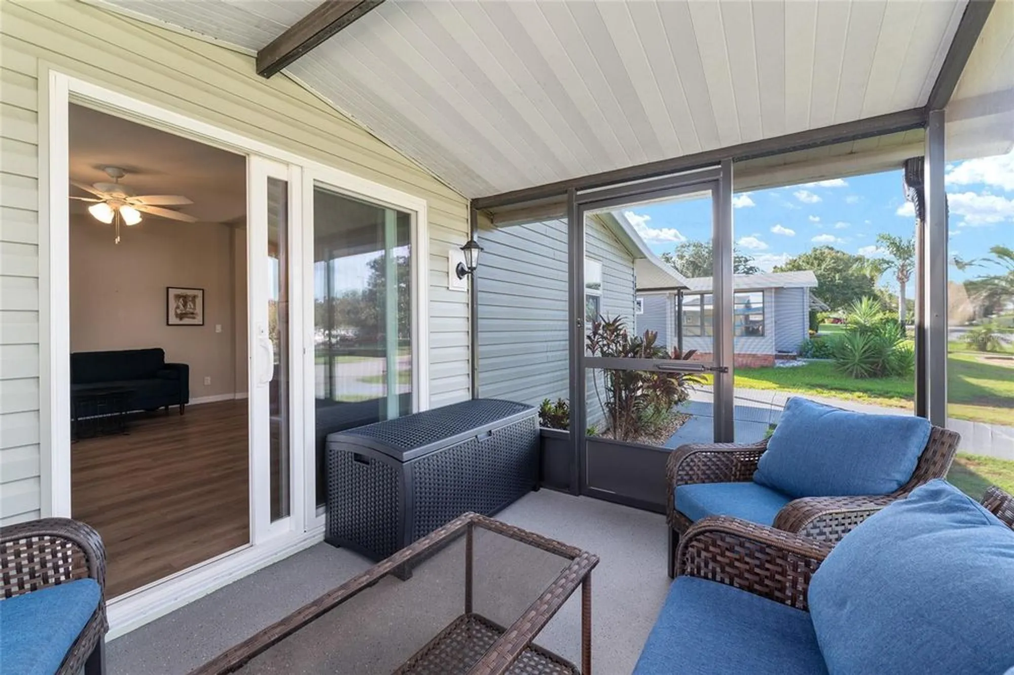 Property Slideshow image 43 of 67 | 1607 doral cir, Lady Lake, FL, 32159