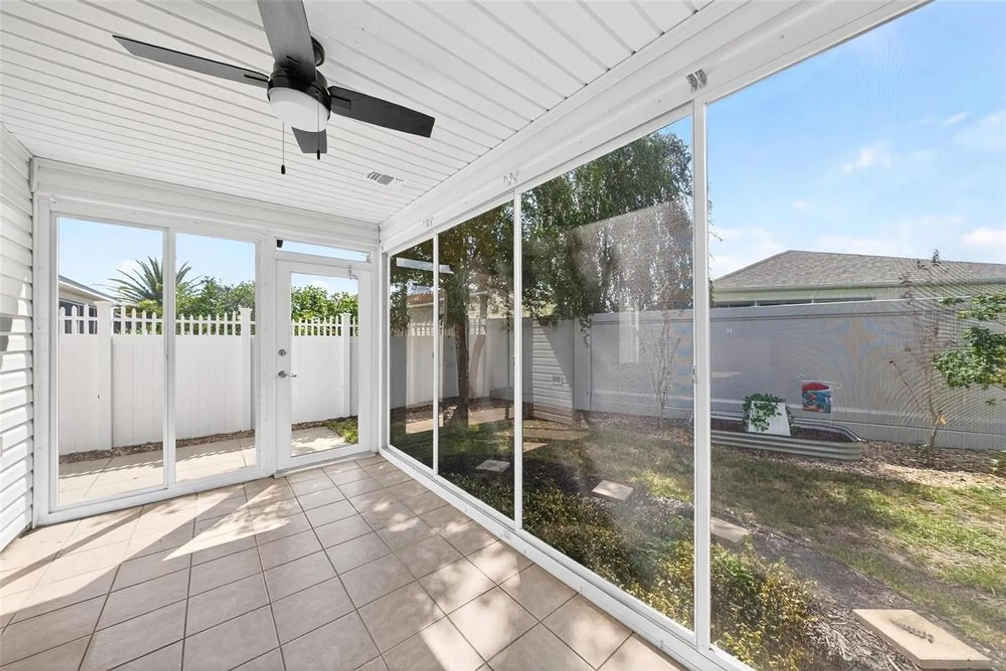 Property Slideshow image 48 of 57 | 2446 kenmore ln, The Villages, FL, 32162