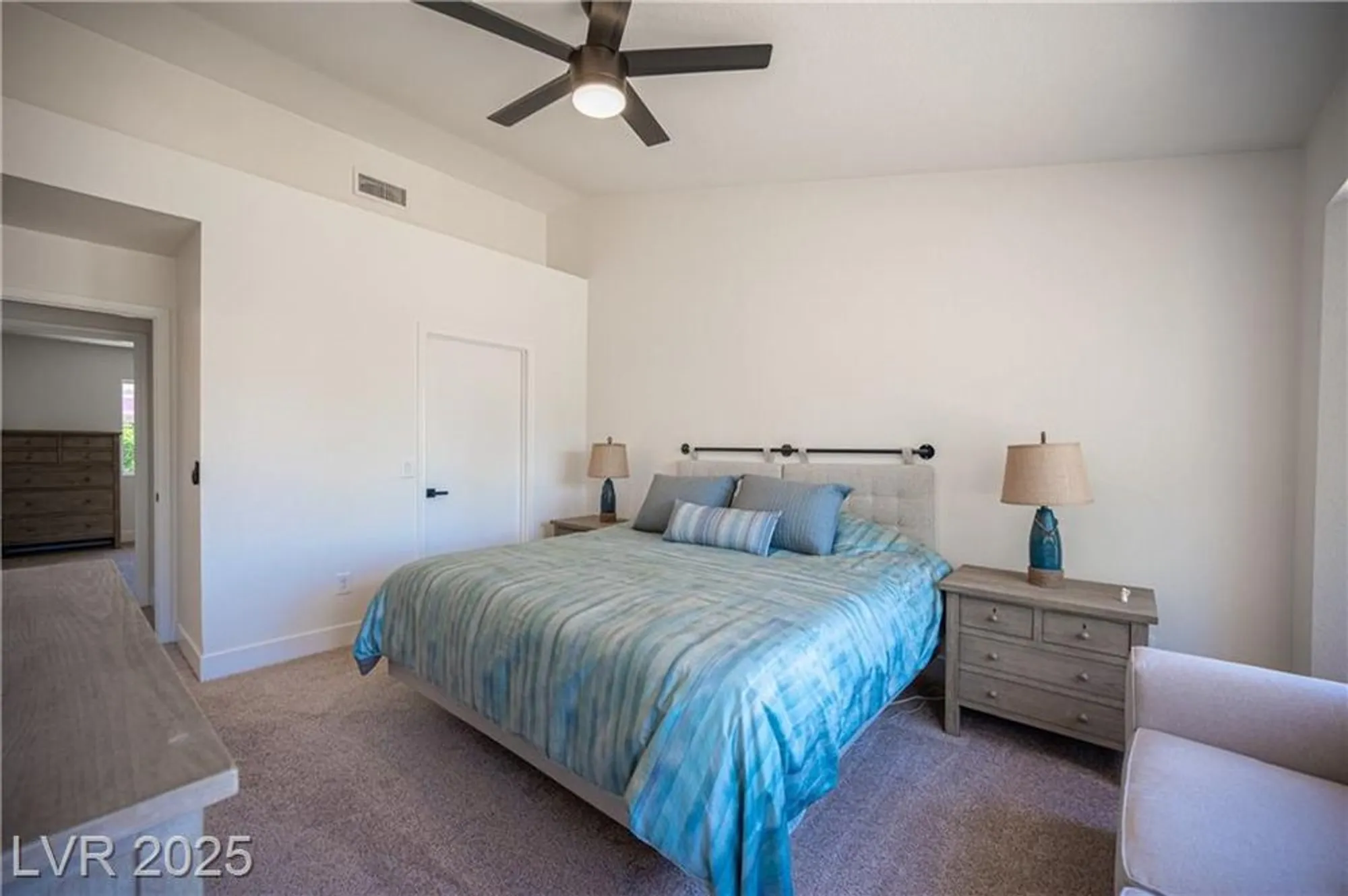 Property Slideshow image 43 of 72 | 2548 tumble brook dr, Las Vegas, NV, 89134