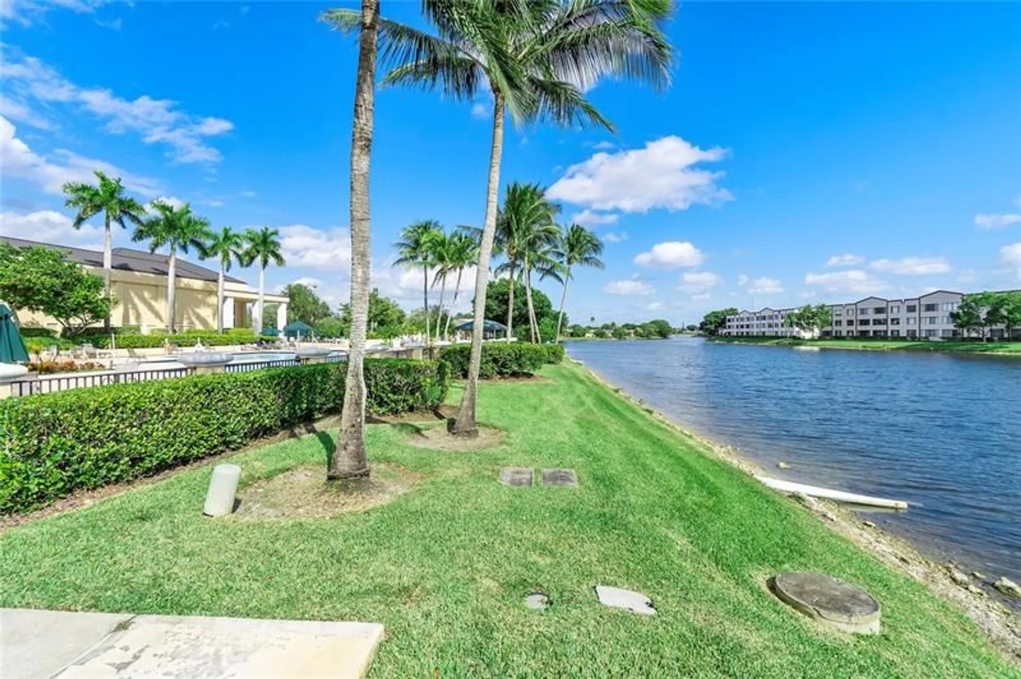 Property Slideshow image 60 of 73 | 7763 southampton ter 102, Tamarac, FL, 33321