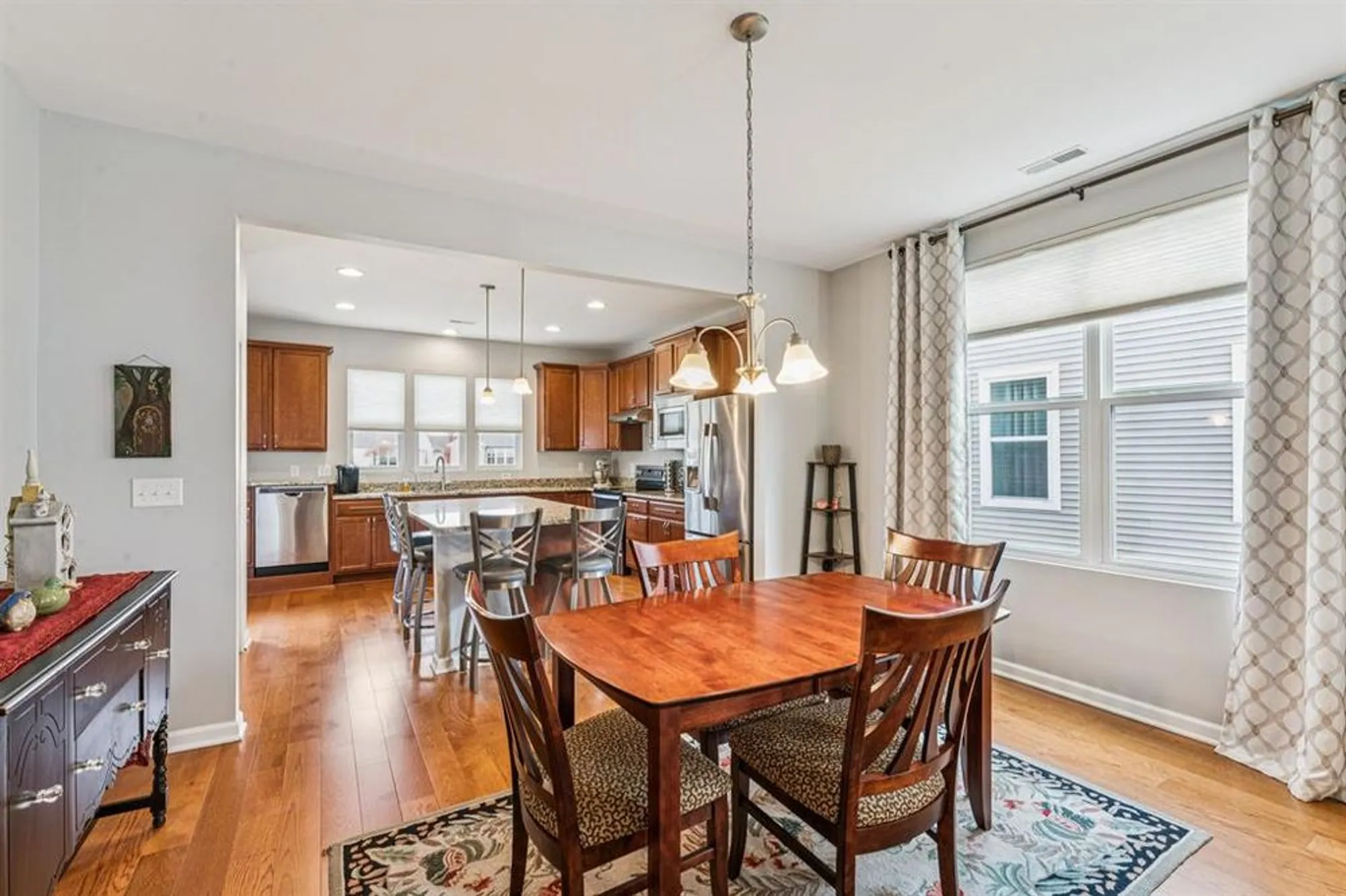 Property Slideshow image 8 of 60 | 9411 saint andrews dr, Grand Blanc, MI, 48439