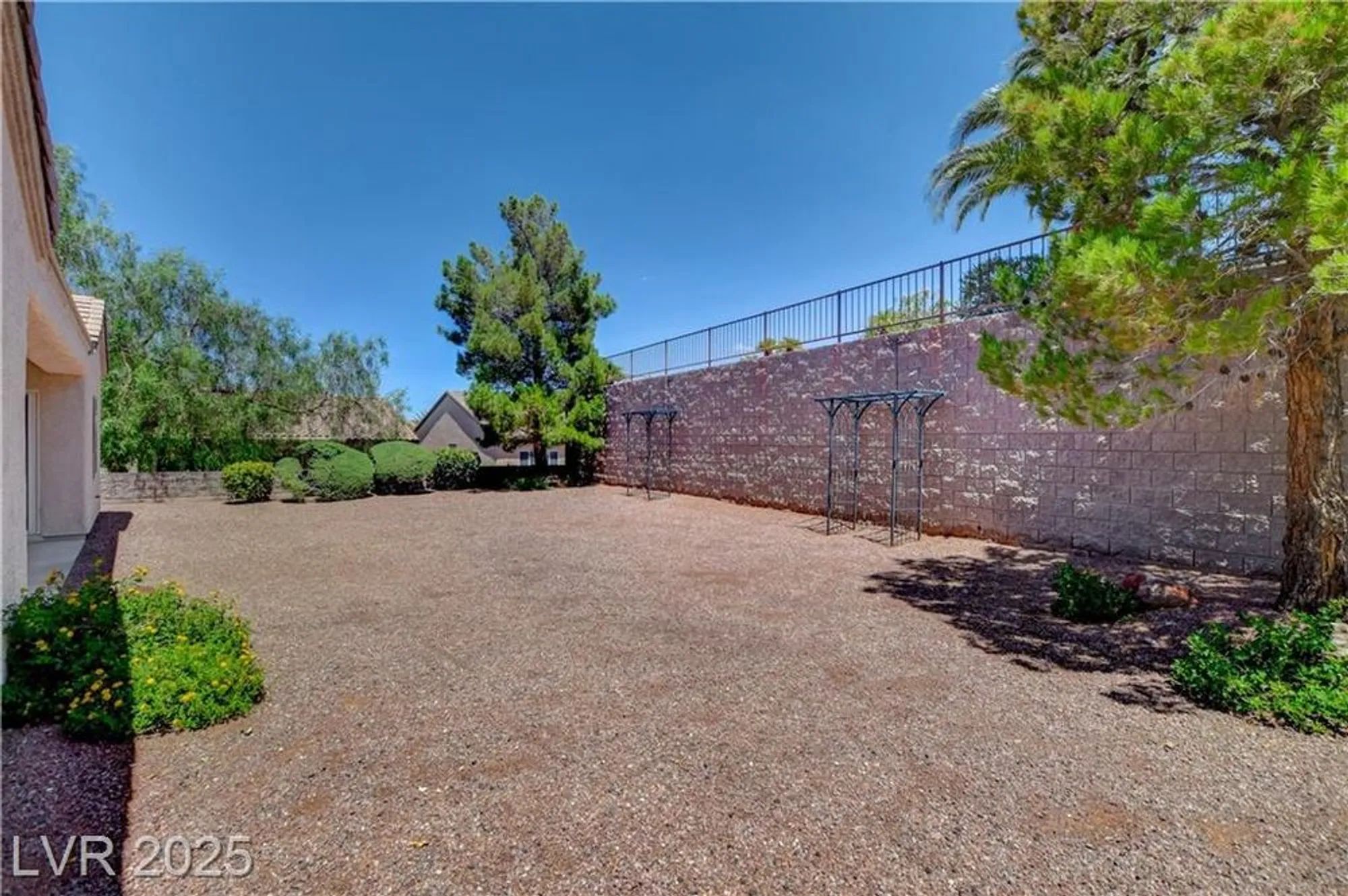 Property Slideshow image 51 of 66 | 2312 perrysburg dr, Henderson, NV, 89044