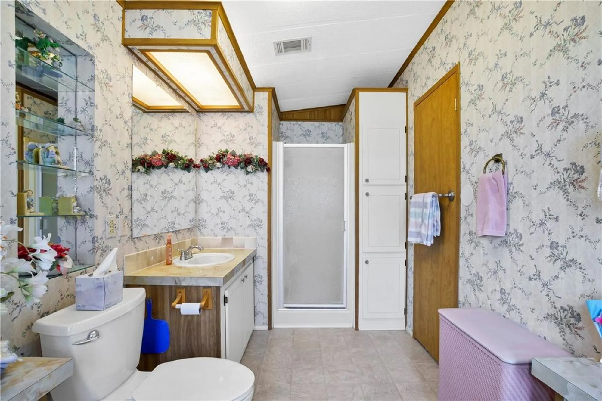 Property Slideshow image 18 of 44 | 4969 foxwood lake dr, Lakeland, FL, 33810