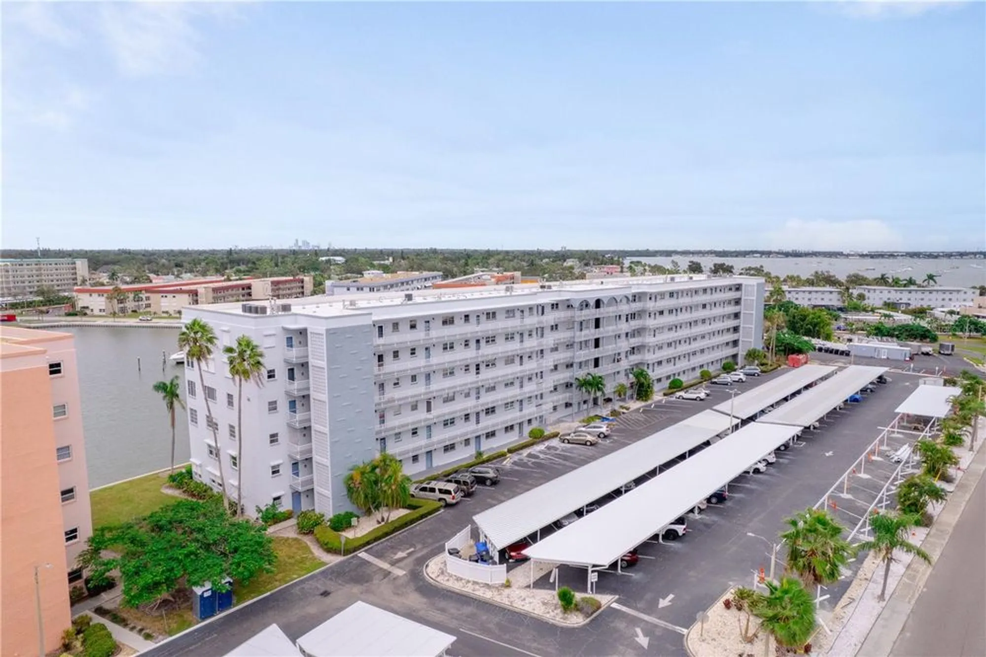 Property Slideshow image 25 of 30 | 5925 shore blvd 606, Gulfport, FL, 33707