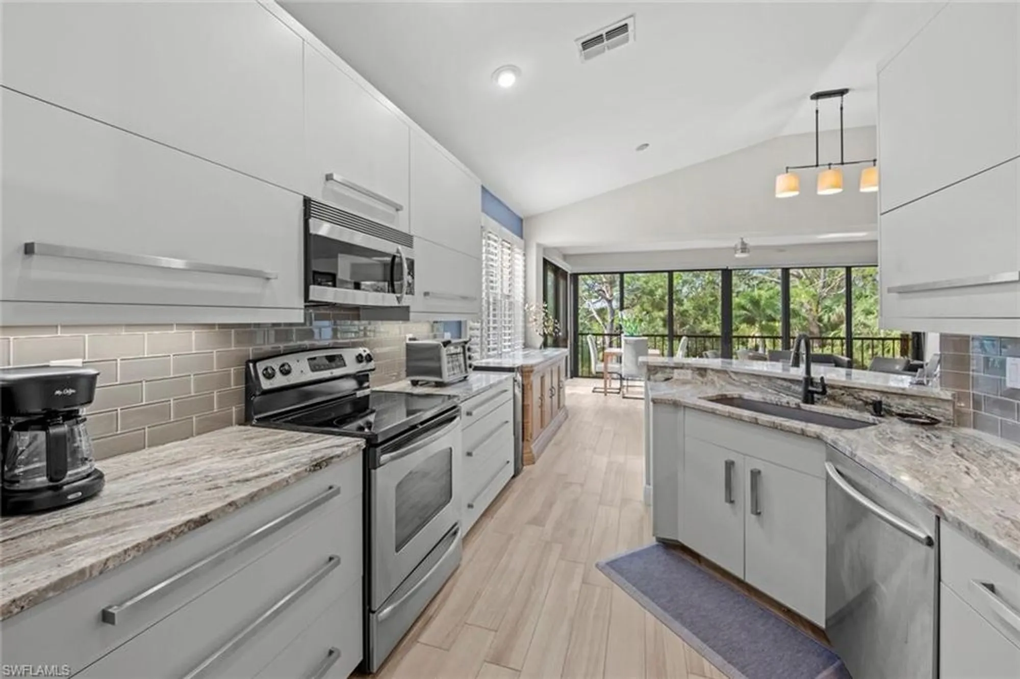 Property Slideshow image 16 of 40 | 27031 oakwood lake dr 201, Bonita Springs, FL, 34134