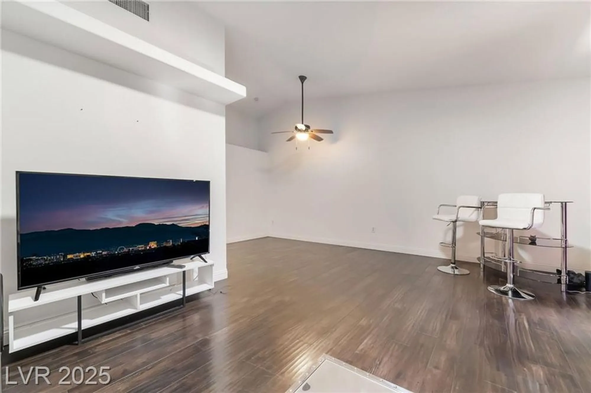 Property Slideshow image 9 of 44 | 2851 s valley view blvd 1120, Las Vegas, NV, 89102