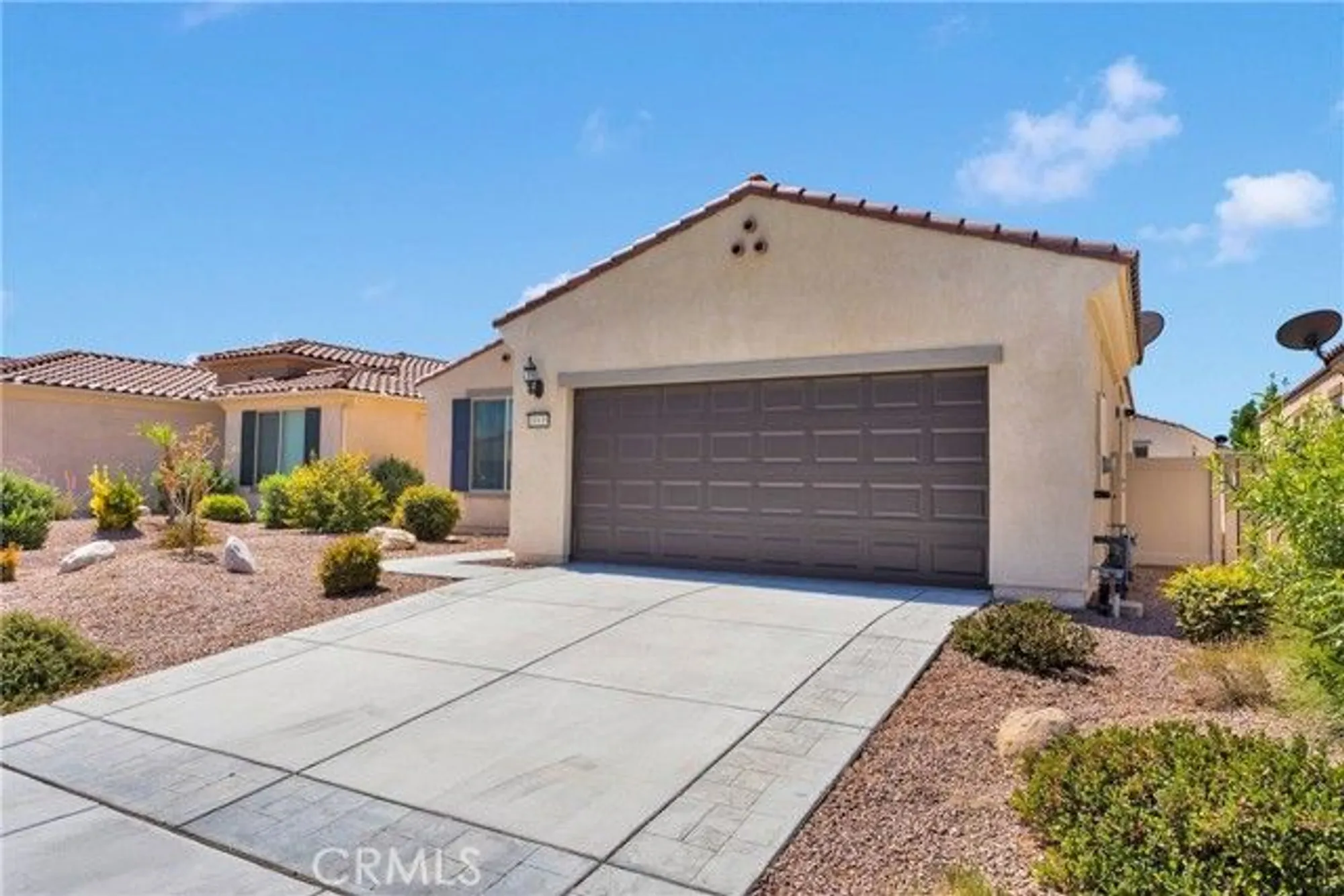 Property Slideshow image 3 of 46 | 18935 lariat st, Apple Valley, CA, 92308