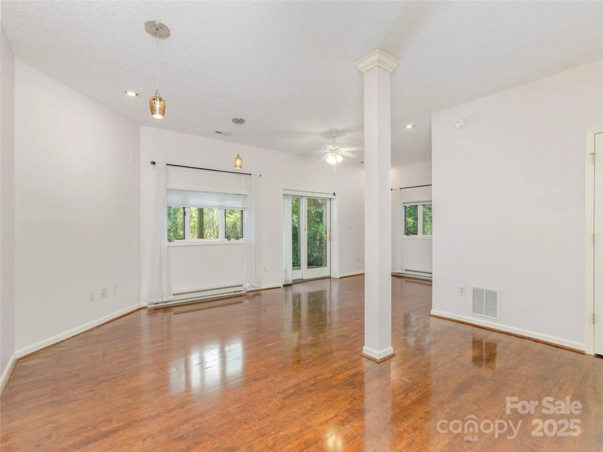 Property Slideshow image 31 of 35 | 204 greenleaf dr, Flat Rock, NC, 28731