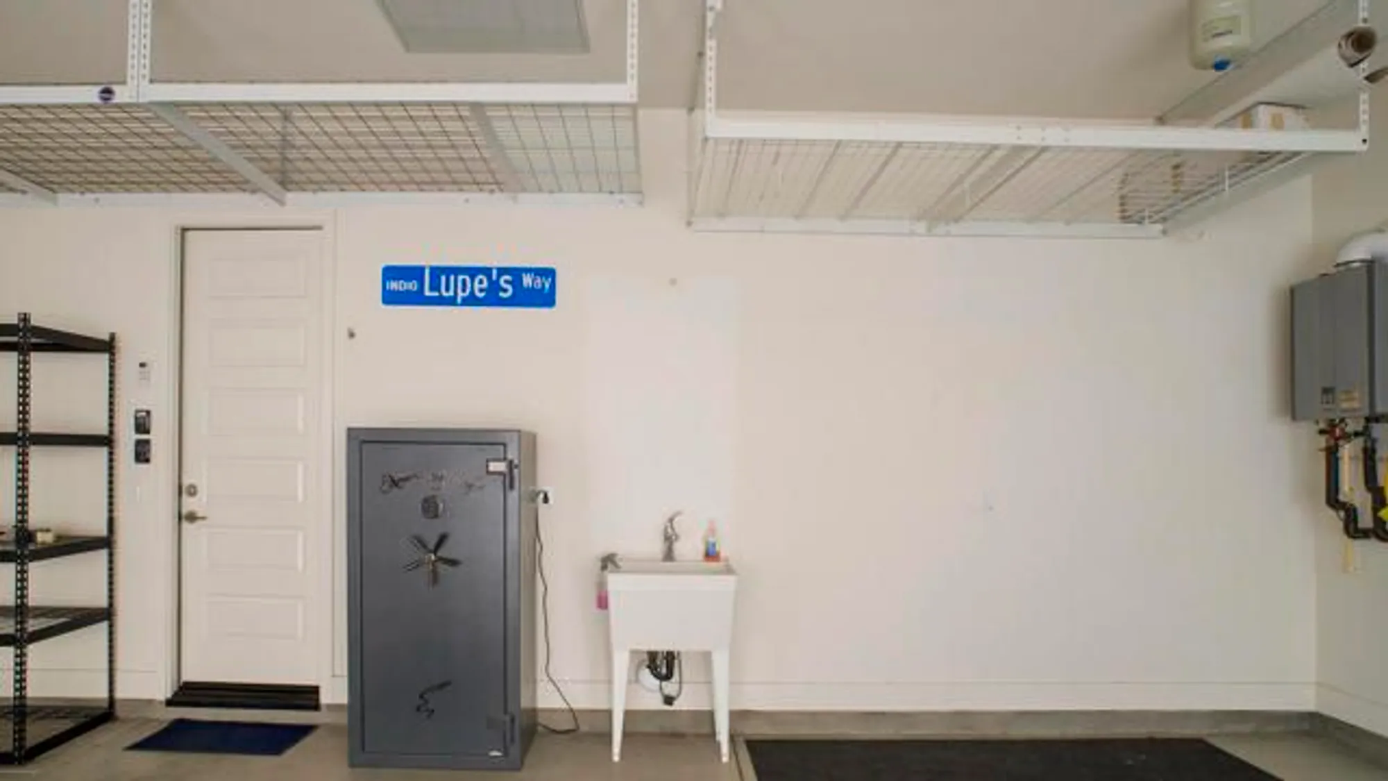 Property Slideshow image 33 of 44 | 82830 logan creek dr, Indio, CA, 92201