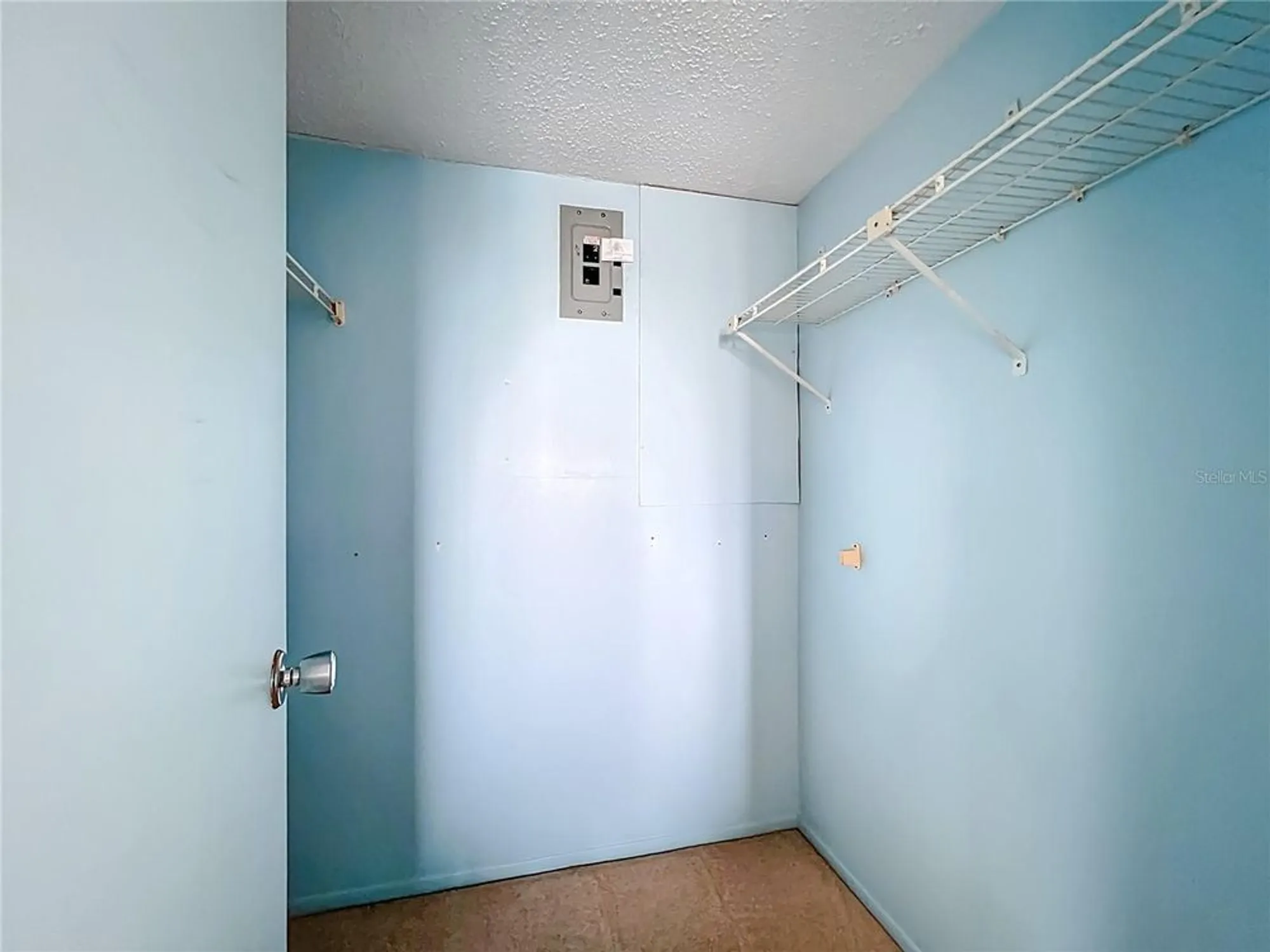 Property Slideshow image 17 of 51 | 3783 lake bayshore dr # h404, Bradenton, FL, 34205