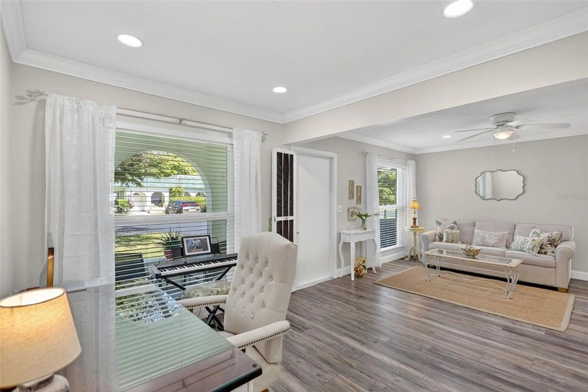 Property Slideshow image 13 of 48 | 4207 34th avenue dr w # 4207, Bradenton, FL, 34205