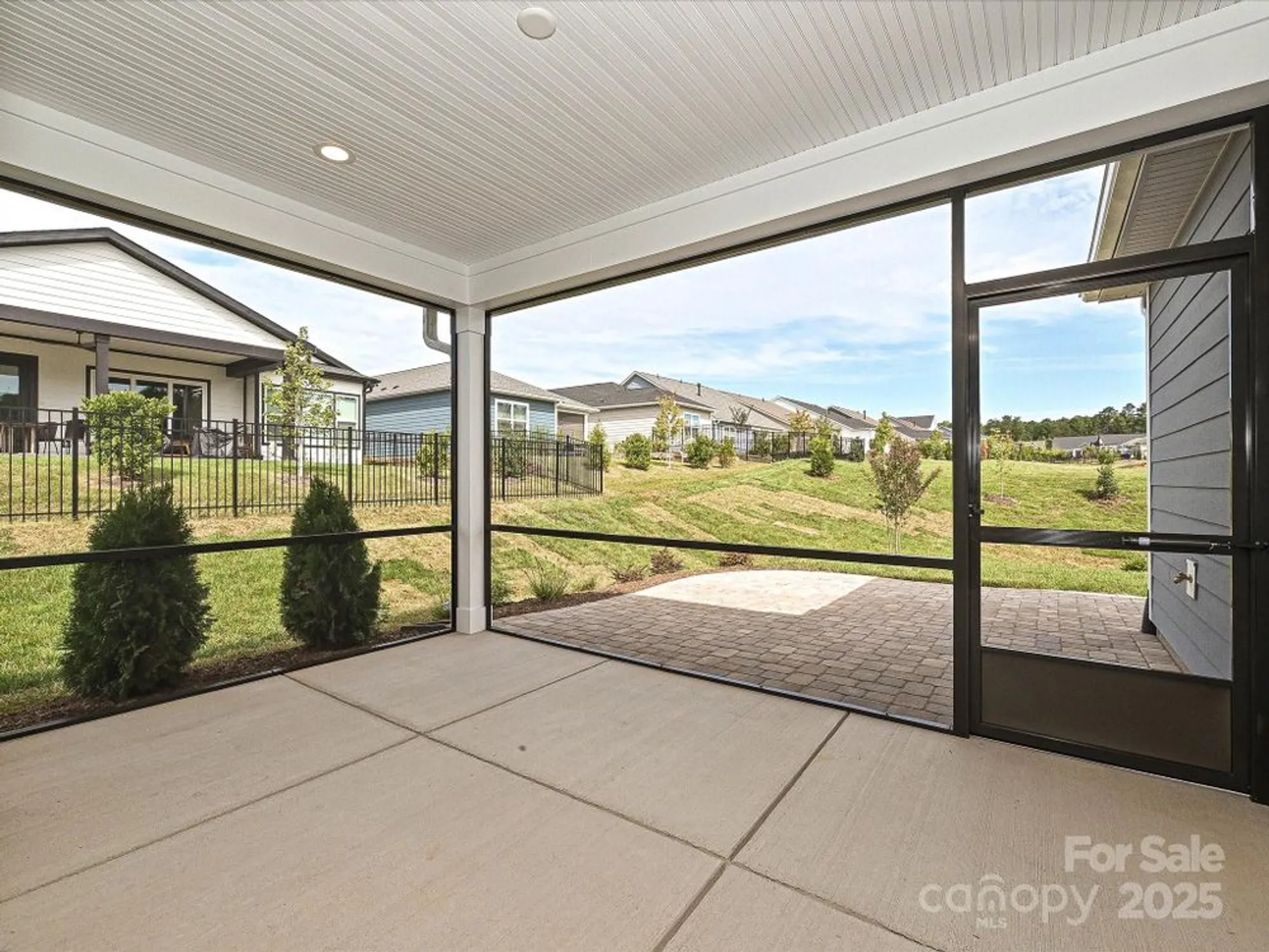 Property Slideshow image 31 of 45 | 118 stowaway dr 1219, Denver, NC, 28037