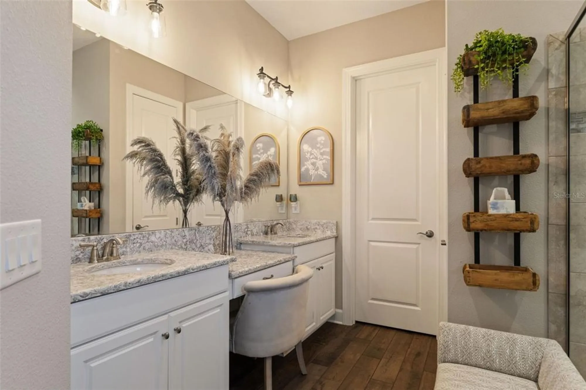 Property Slideshow image 37 of 76 | 11295 juglans dr, Odessa, FL, 33556