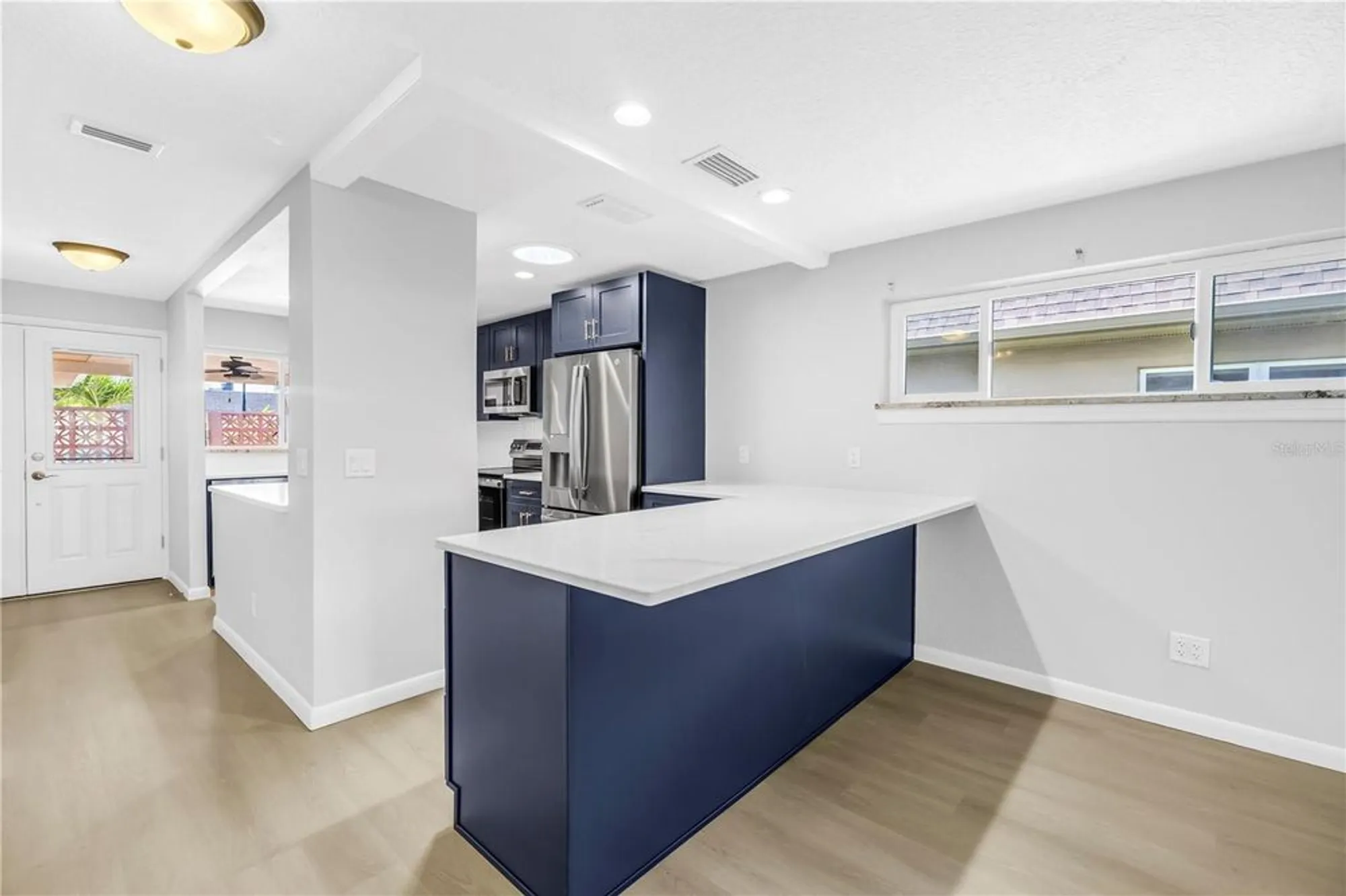 Property Slideshow image 18 of 97 | 433 boca ciega point blvd s # 1012, St Petersburg, FL, 33708