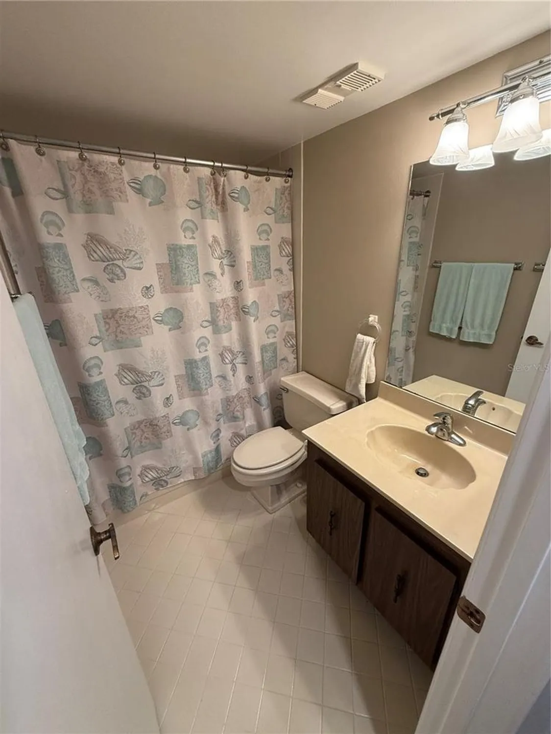 Property Slideshow image 27 of 35 | 6268 palma del mar blvd s apt 215, St Petersburg, FL, 33715