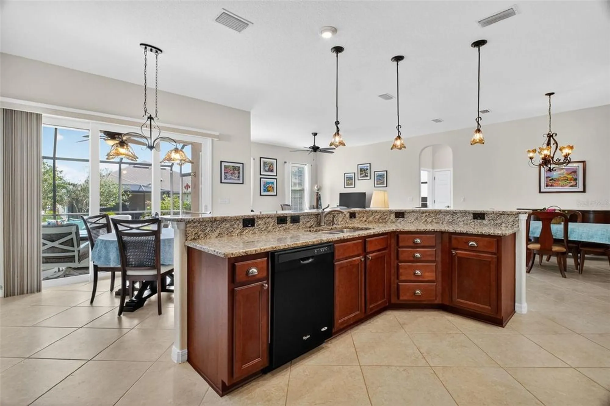 Property Slideshow image 12 of 39 | 11276 se 170th pl, Summerfield, FL, 34491