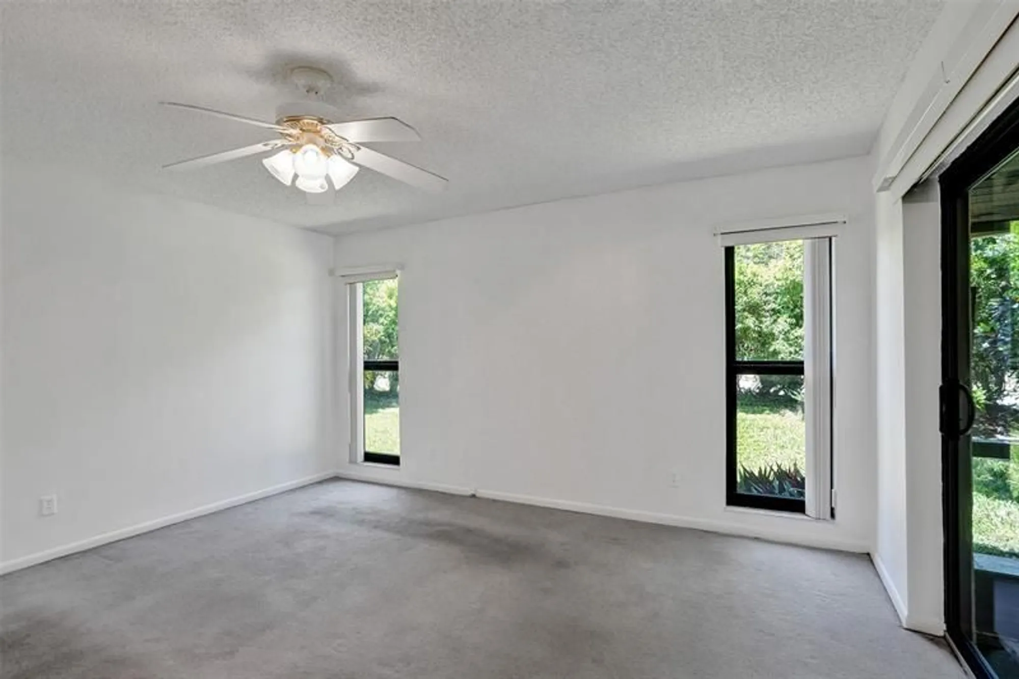 Property Slideshow image 18 of 85 | 2261 sw 15th pl, Deerfield Beach, FL, 33442