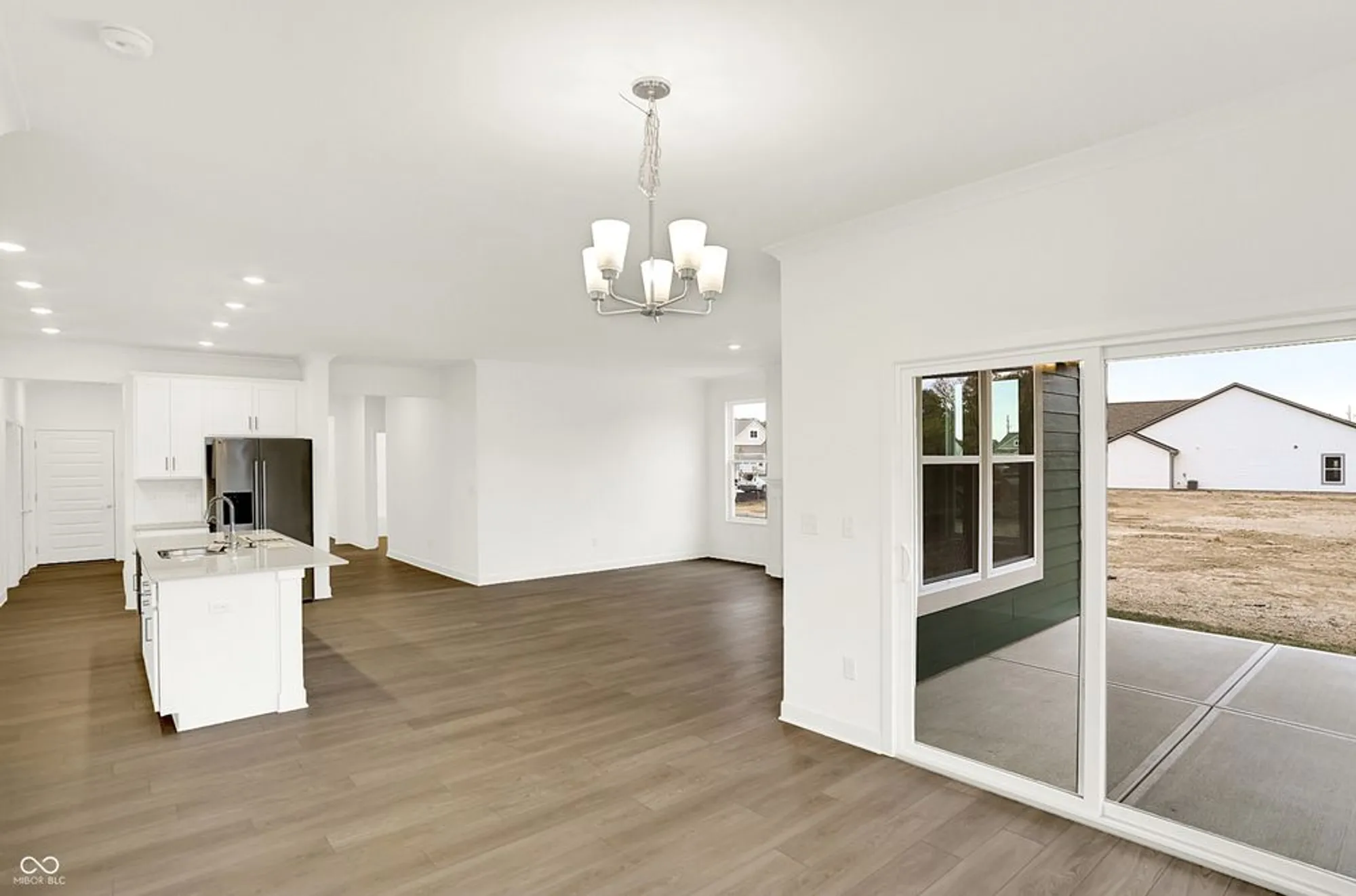 Property Slideshow image 16 of 40 | 5357 nettleton way, Avon, IN, 46123