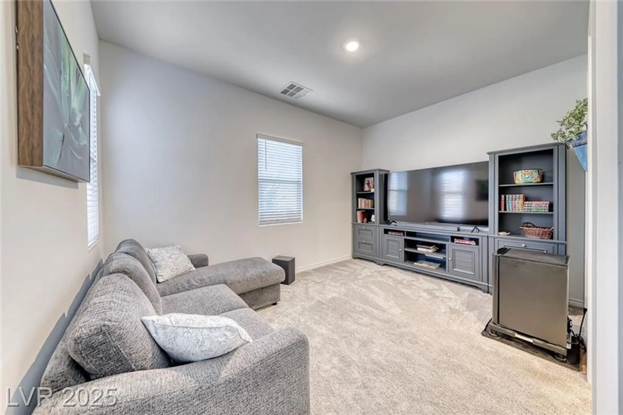 Property Slideshow image 36 of 65 | 141 juliette pointe ln, Henderson, NV, 89011