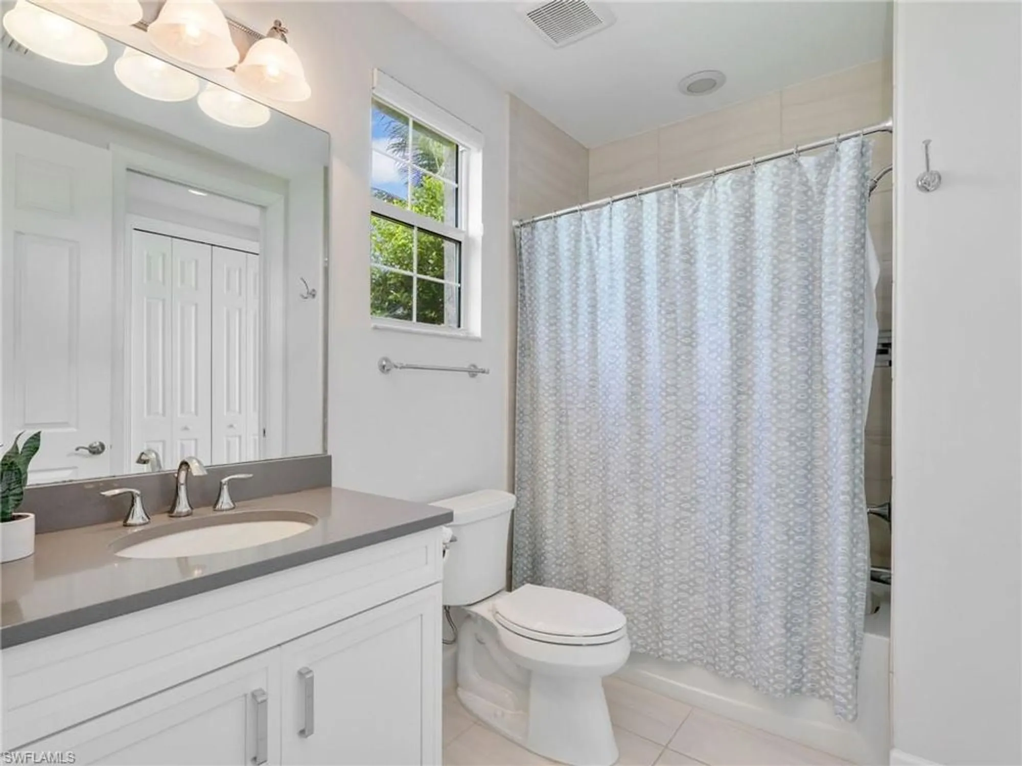 Property Slideshow image 32 of 49 | 8012 signature club cir unit 101, Naples, FL, 34113