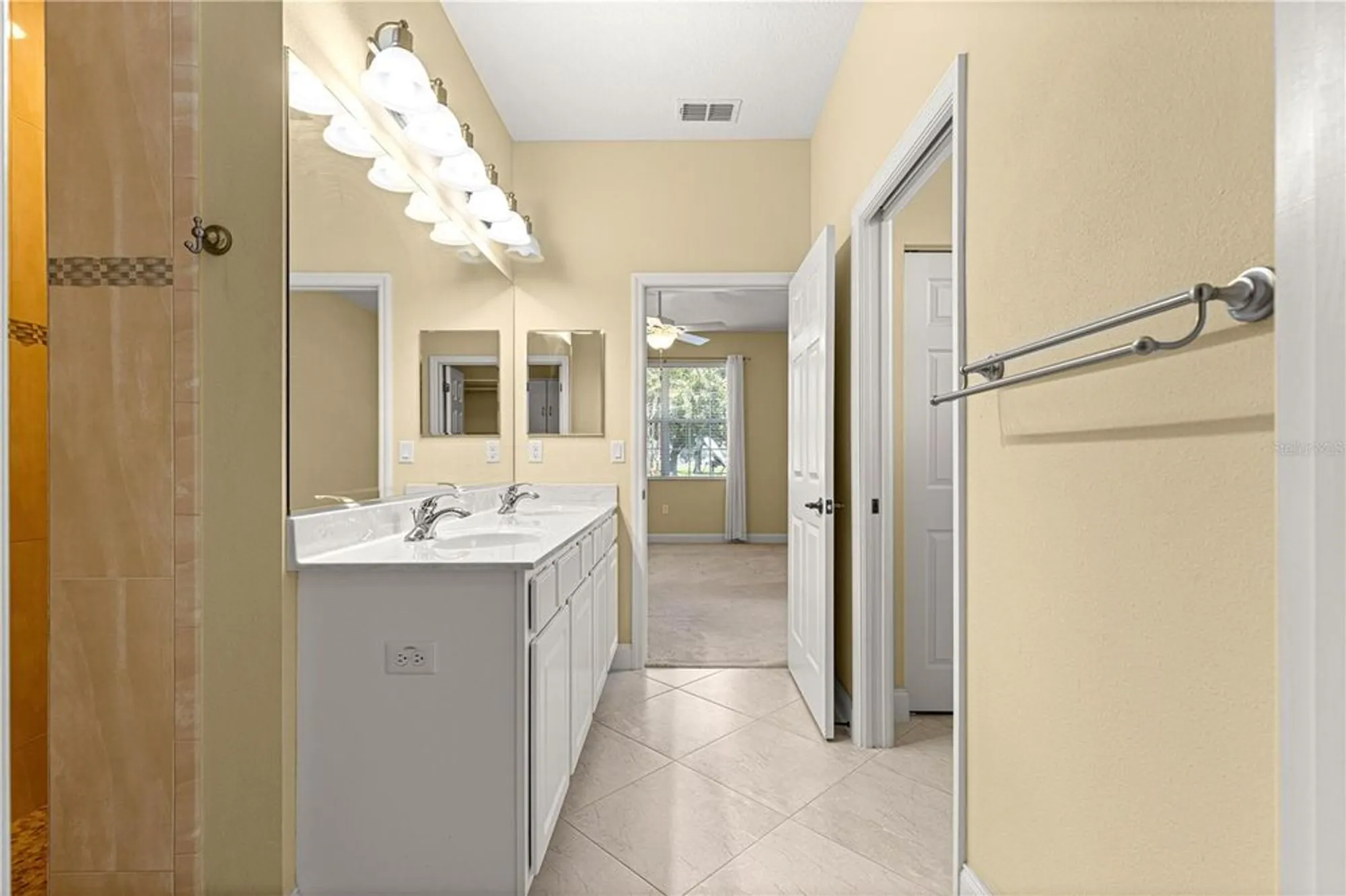 Property Slideshow image 31 of 43 | 9365 sw 94th loop, Ocala, FL, 34481