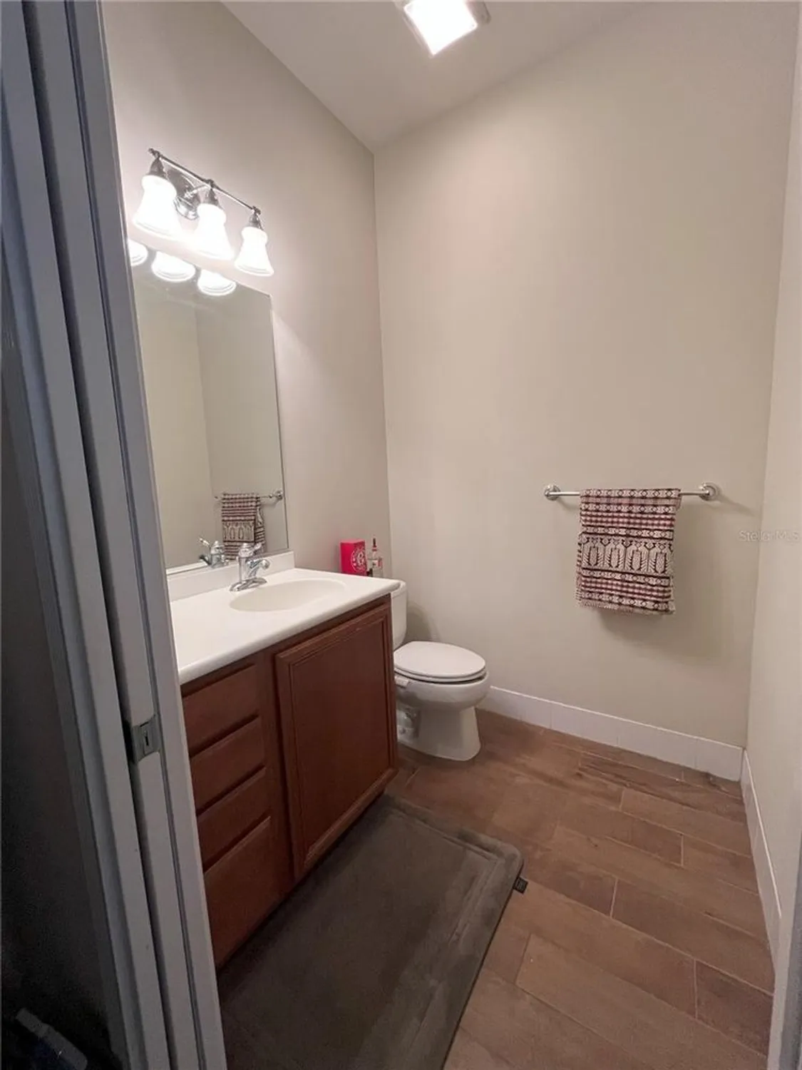 Property Slideshow image 11 of 12 | 12064 navale ln, Orlando, FL, 32827