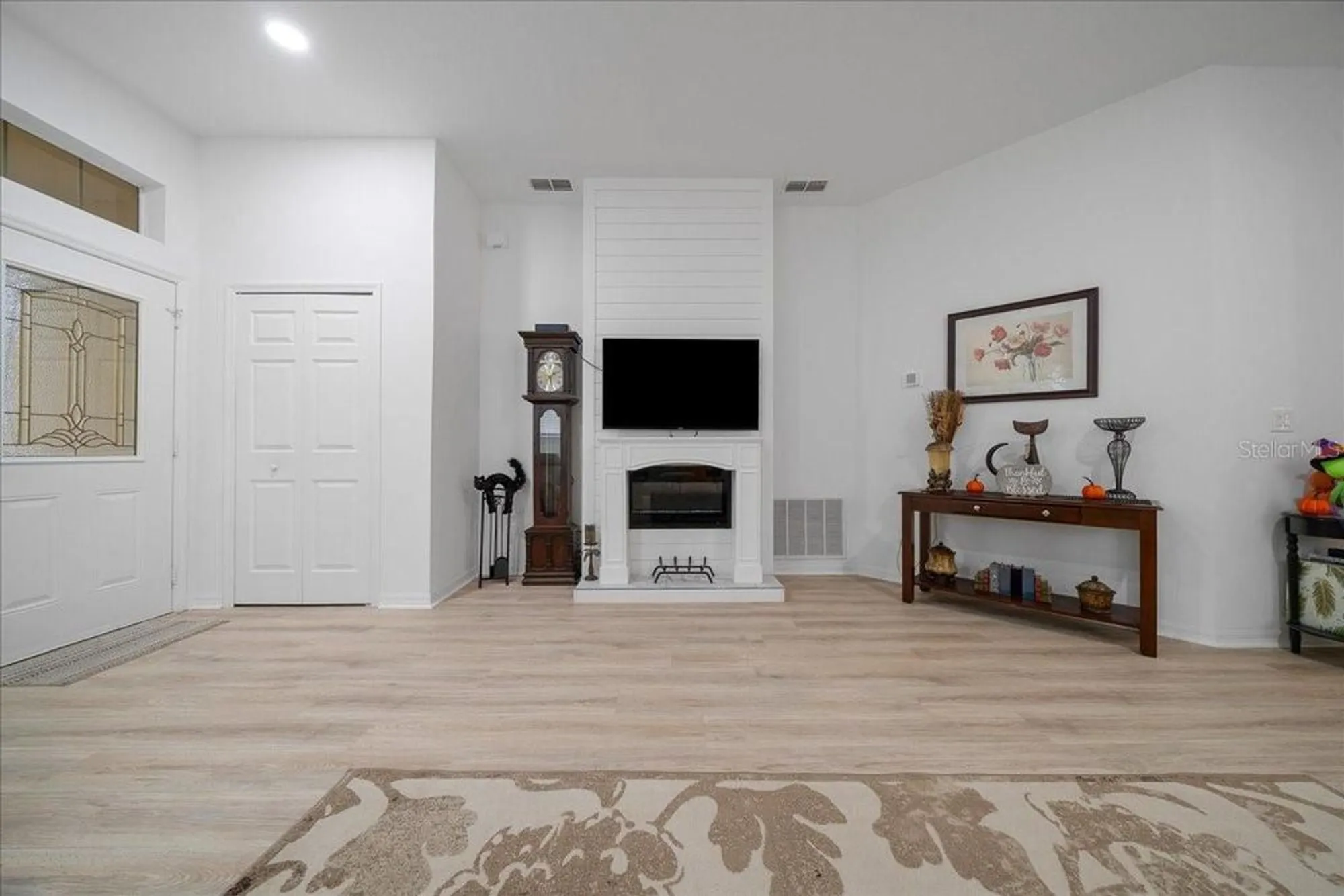 Property Slideshow image 10 of 58 | 25008 cypress pond ct, Leesburg, FL, 34748