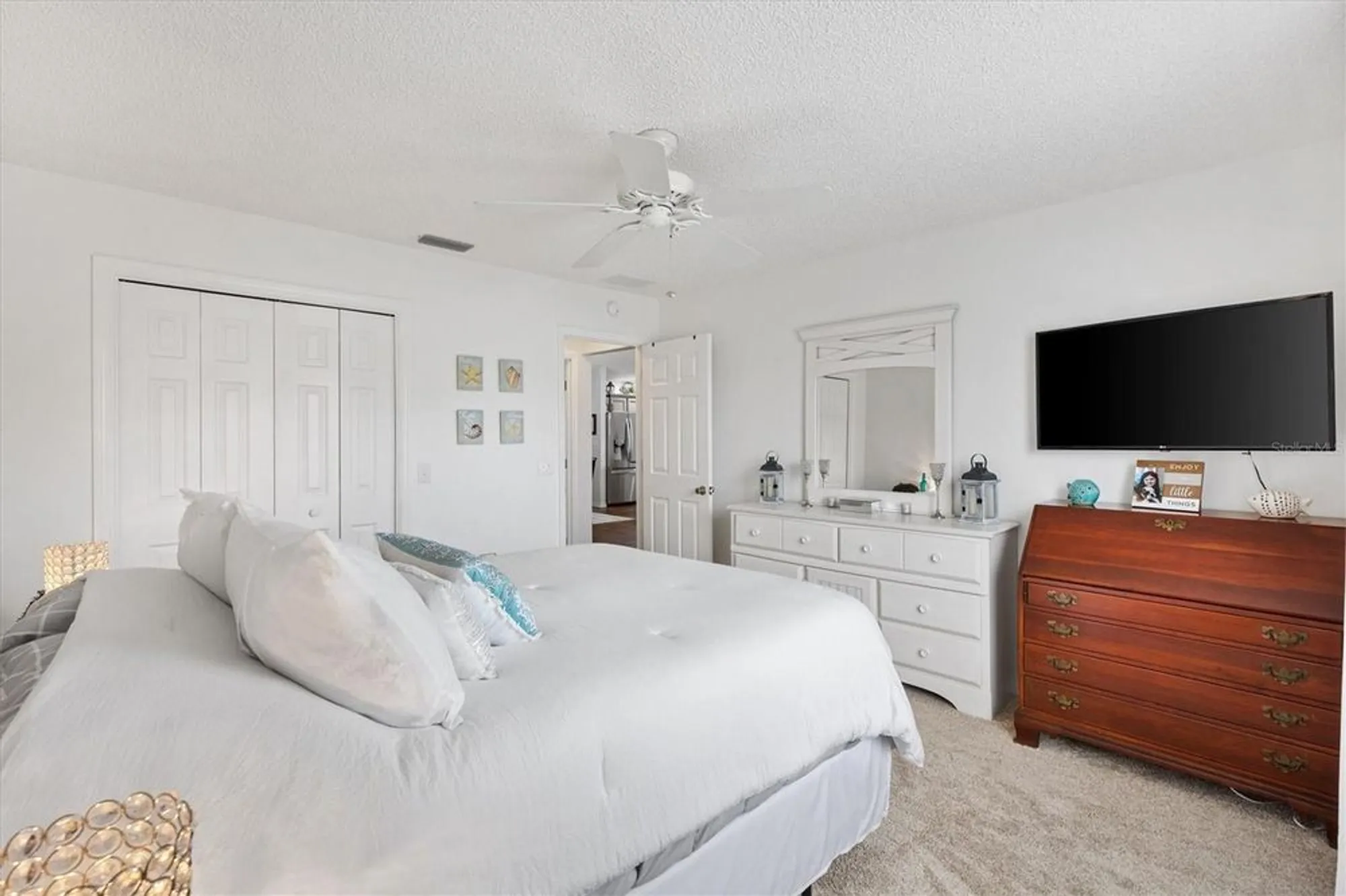 Property Slideshow image 16 of 23 | 964 kingmont ter, The Villages, FL, 32162