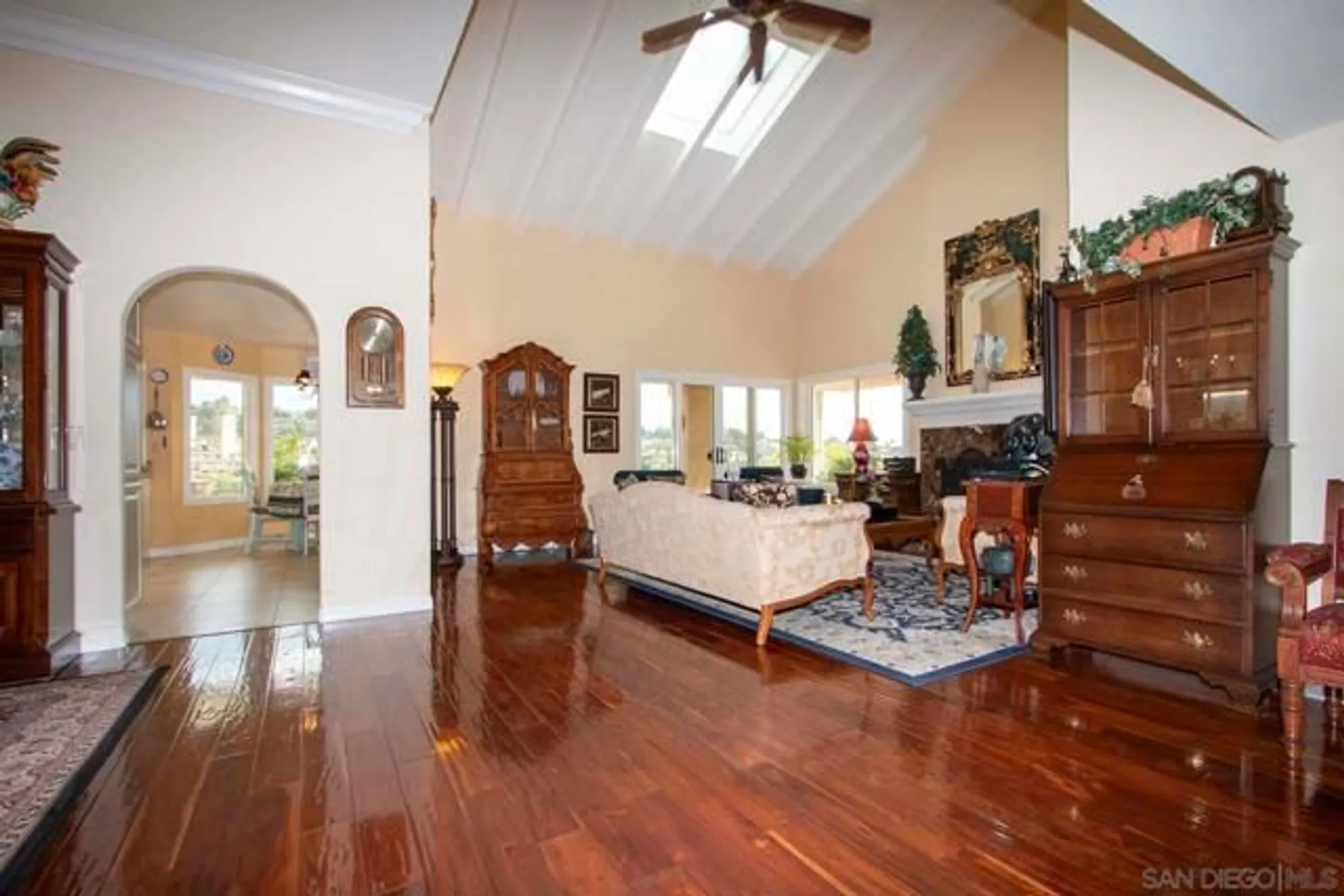 Property Slideshow image 8 of 48 | 17639 caminito hercuba, San Diego, CA, 92128