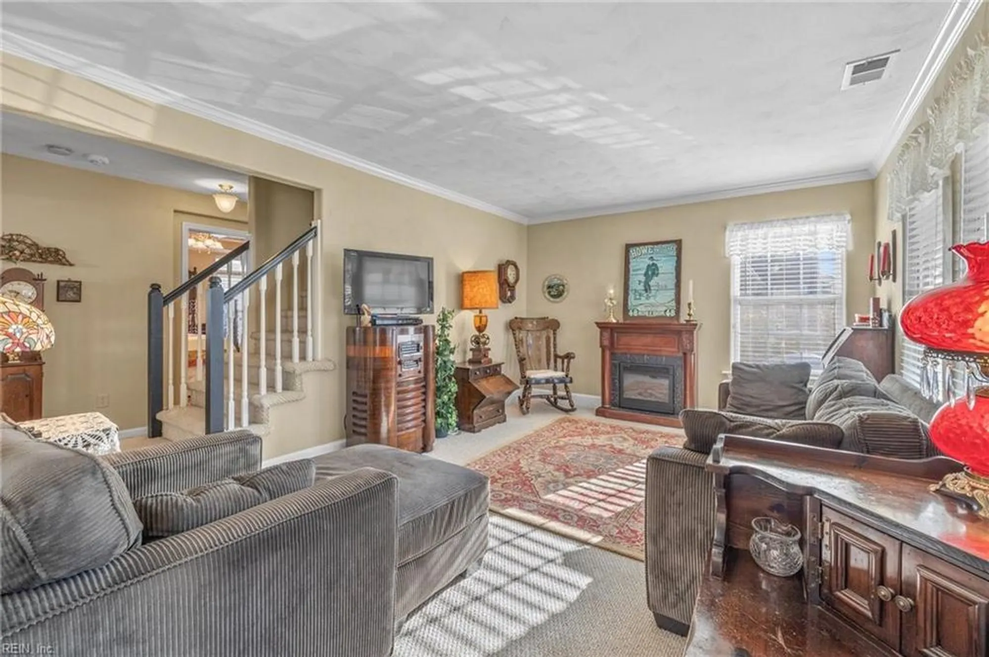 Property Slideshow image 4 of 36 | 800 monroe ct, Chesapeake, VA, 23320