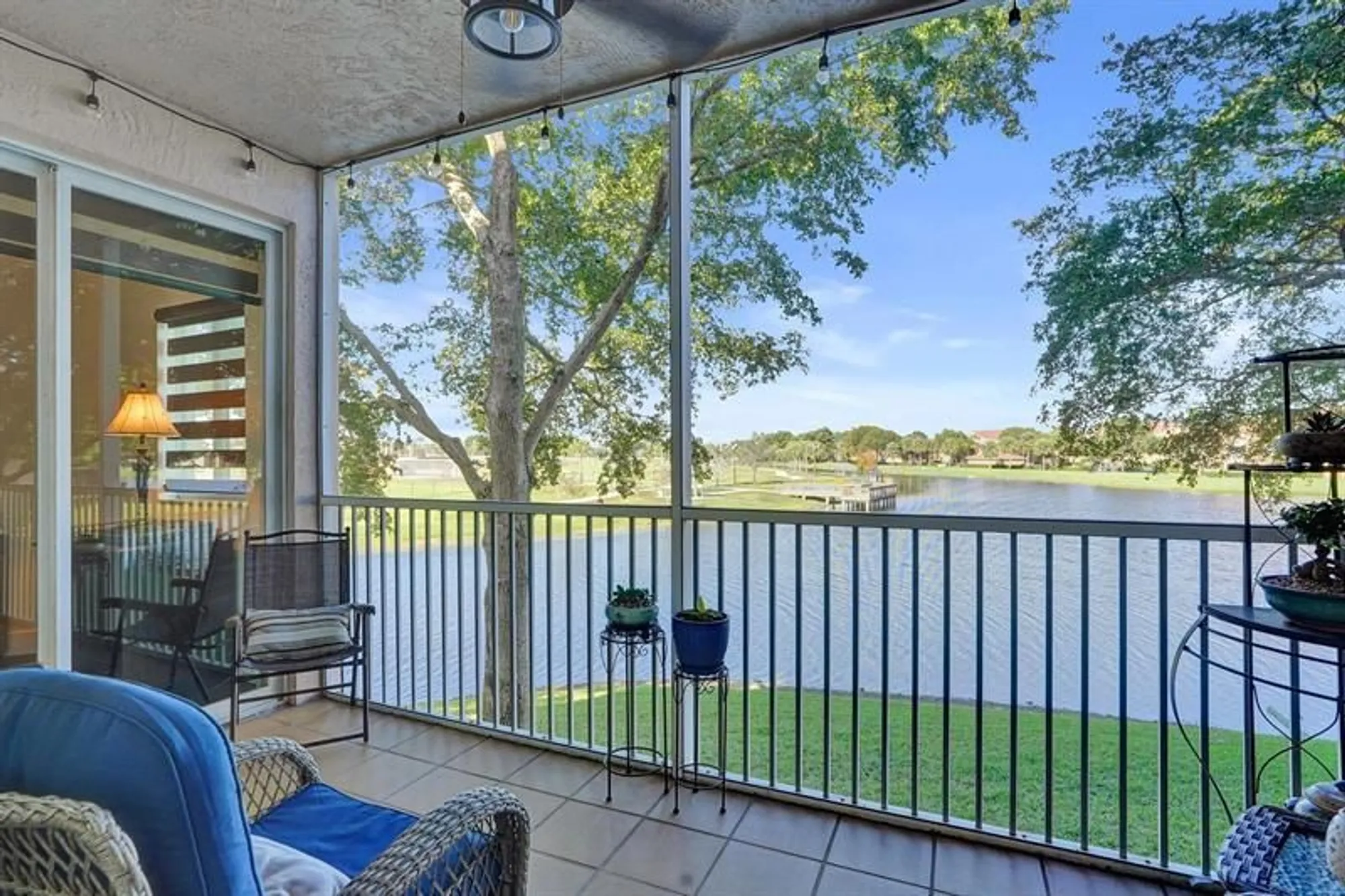 Property Slideshow image 20 of 57 | 7755 yardley dr 209, Tamarac, FL, 33321