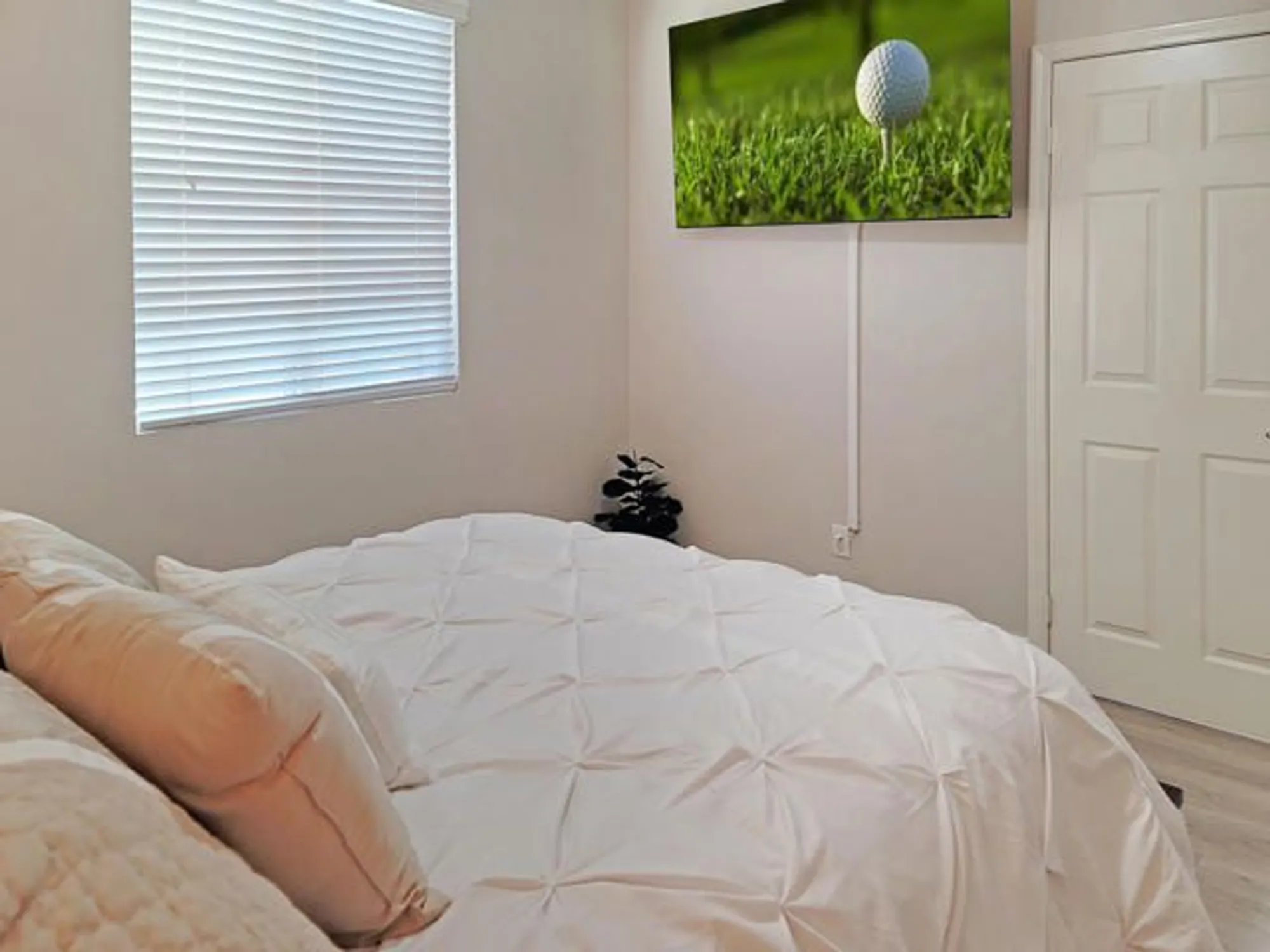 Property Slideshow image 14 of 49 | 84450 onda dr, Indio, CA, 92203