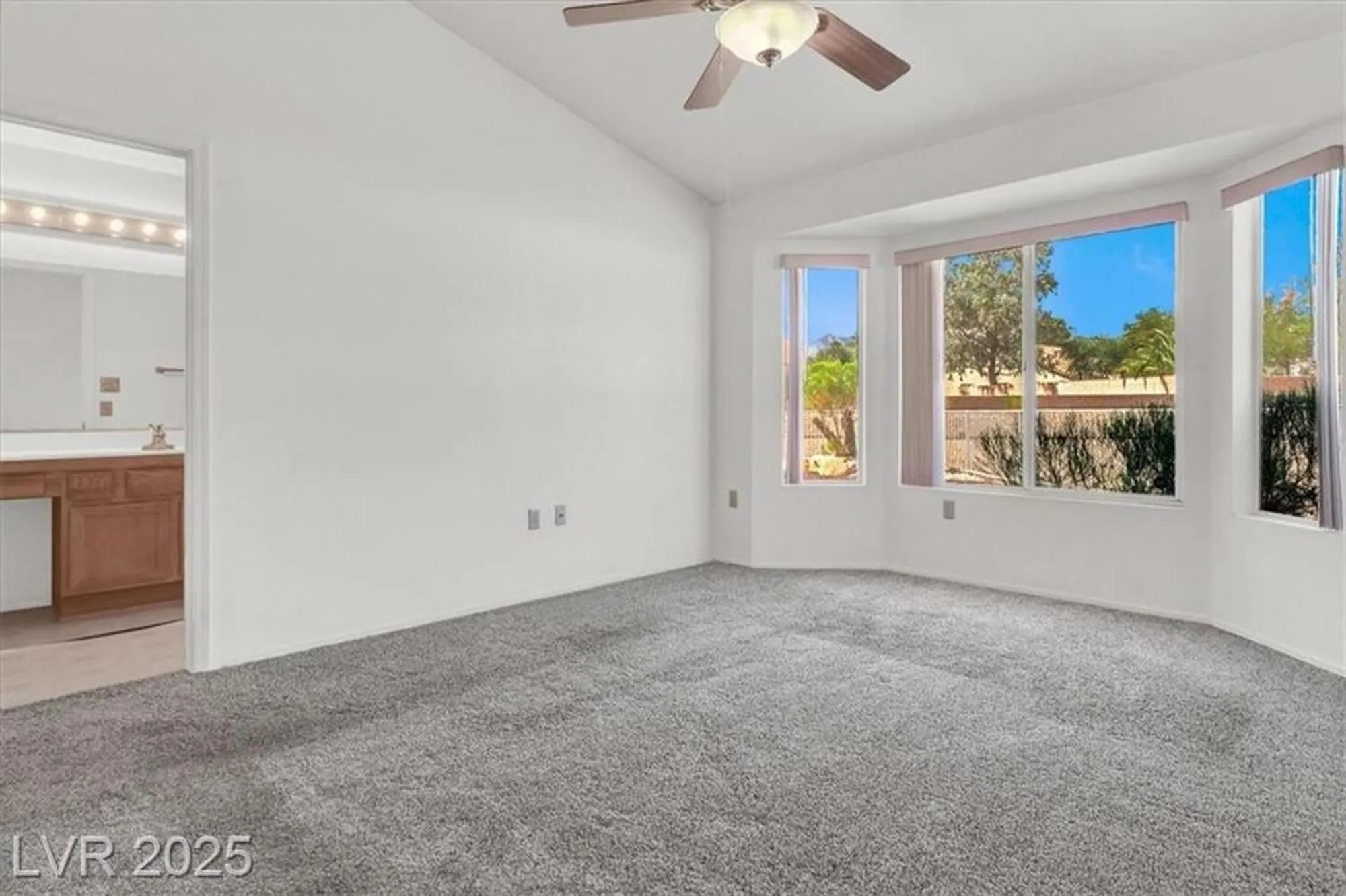 Property Slideshow image 5 of 43 | 3109 goodnews ct, Las Vegas, NV, 89134