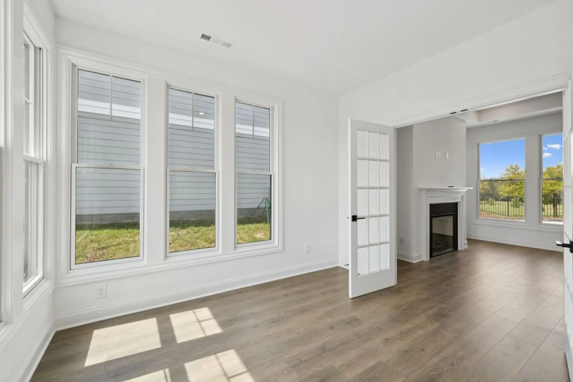 Property Slideshow image 20 of 64 | 512 restoration dr, Smyrna, TN, 37167