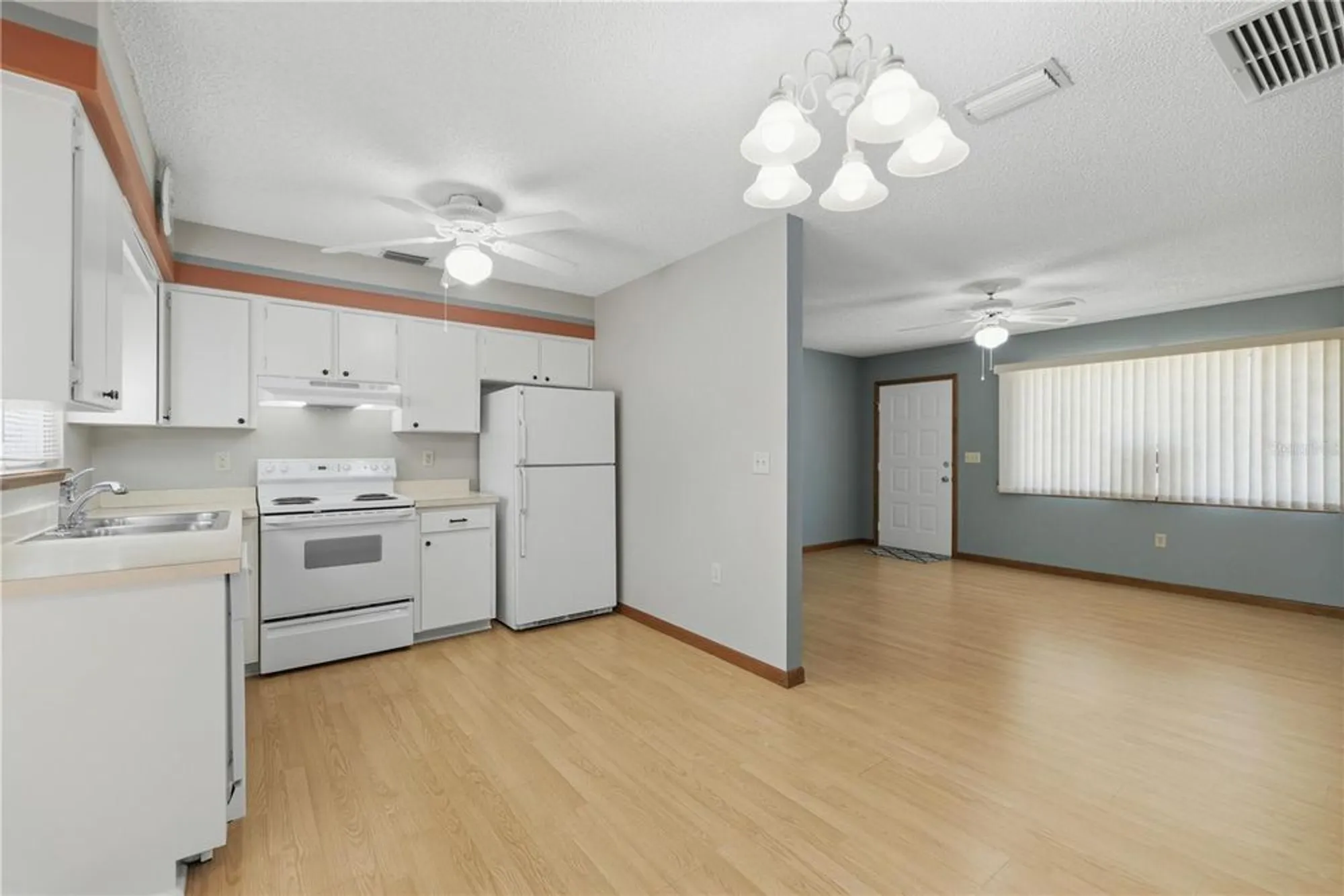 Property Slideshow image 6 of 18 | 10949 sw 79th ter, Ocala, FL, 34476