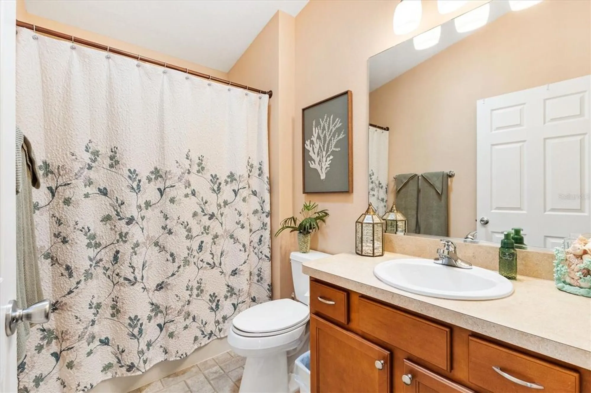 Property Slideshow image 21 of 24 | 2565 errol ter, The Villages, FL, 32162