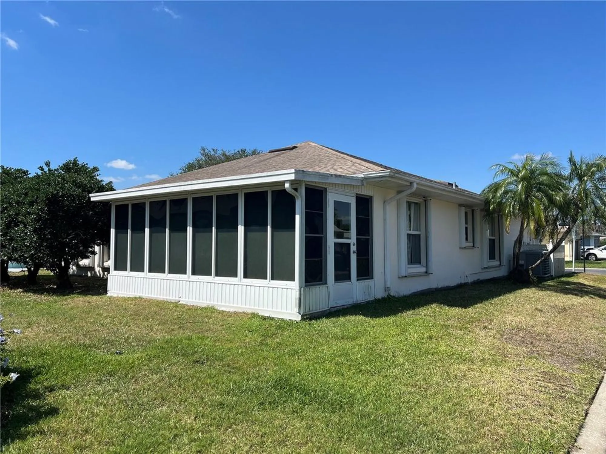 Property Slideshow image 40 of 70 | 669 waterford dr, Haines City, FL, 33844