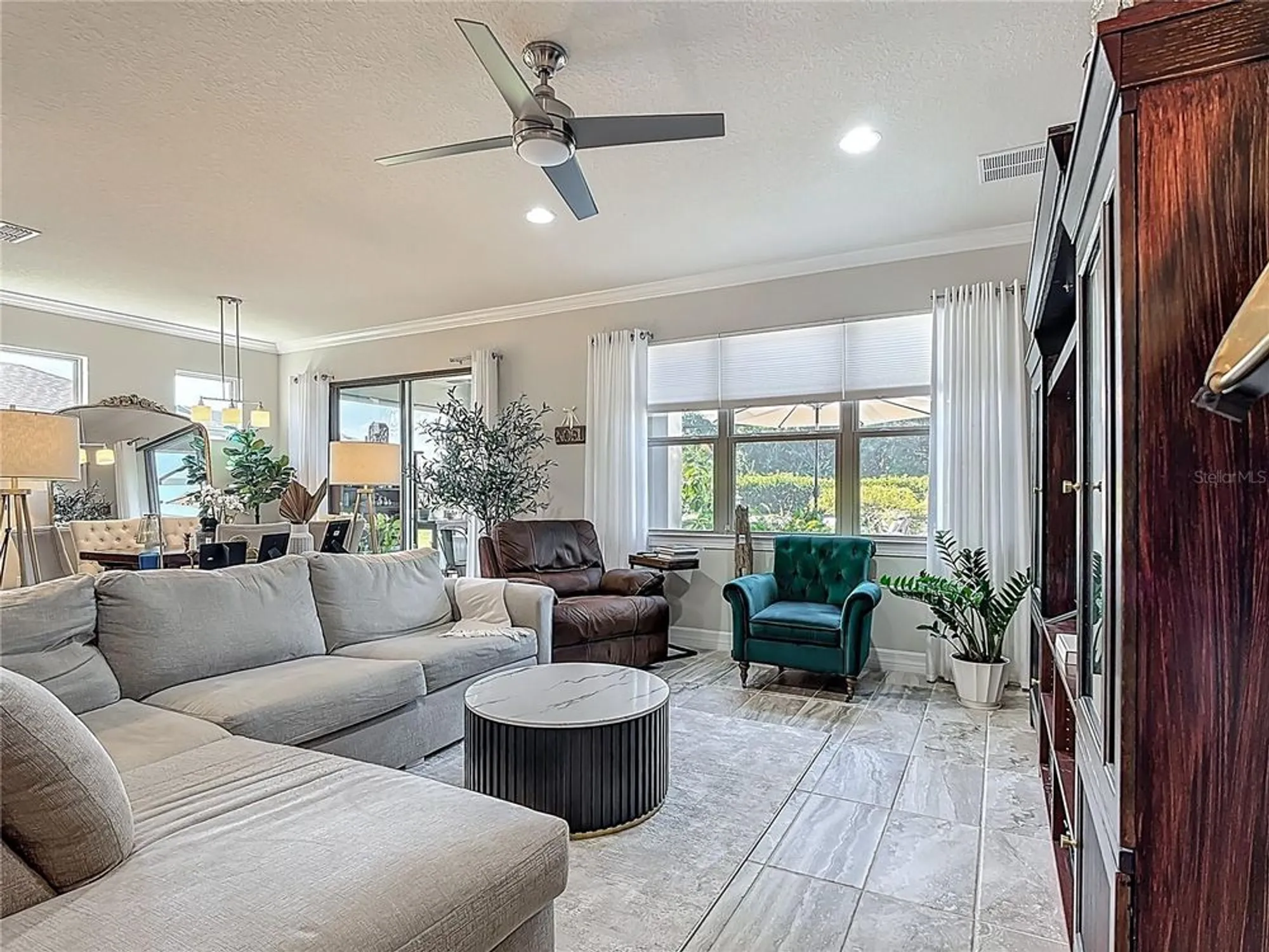 Property Slideshow image 19 of 68 | 588 cantabria dr, Davenport, FL, 33837