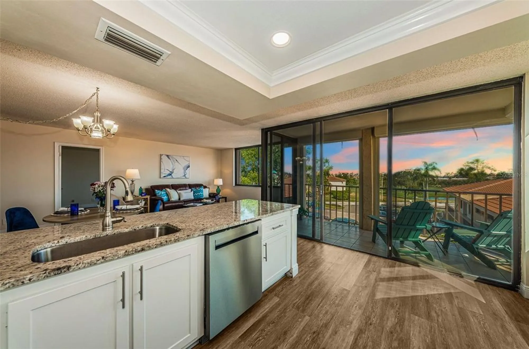 Property Slideshow image 13 of 62 | 6158 palma del mar blvd s apt 306, St Petersburg, FL, 33715